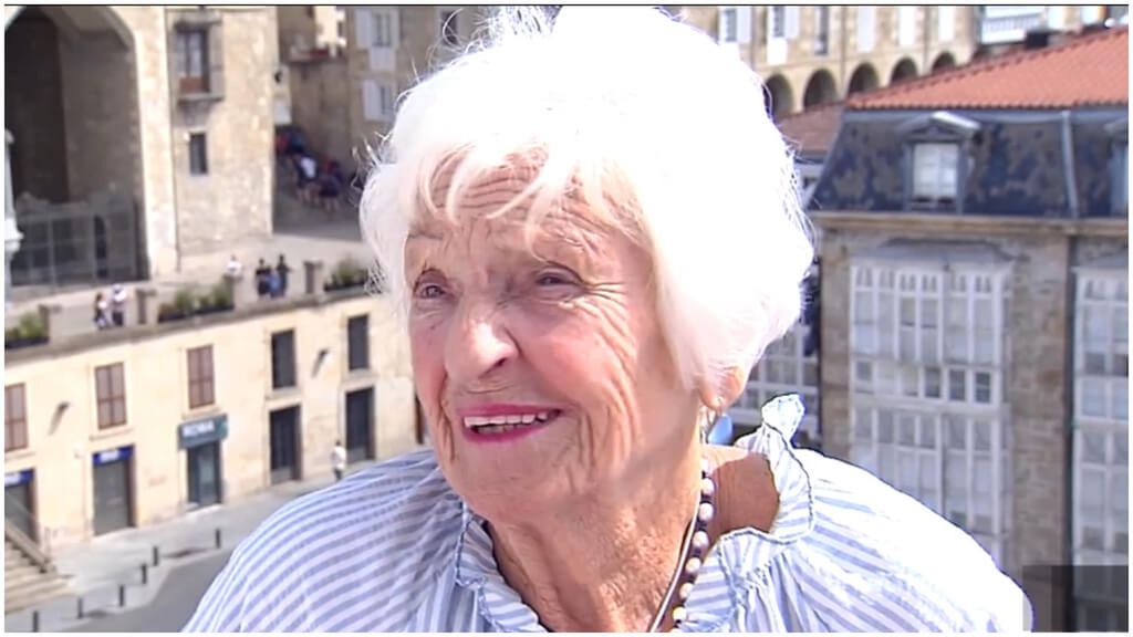 Asun Borospe, 88 años de pasión inquebrantable por el Deportivo Alavés