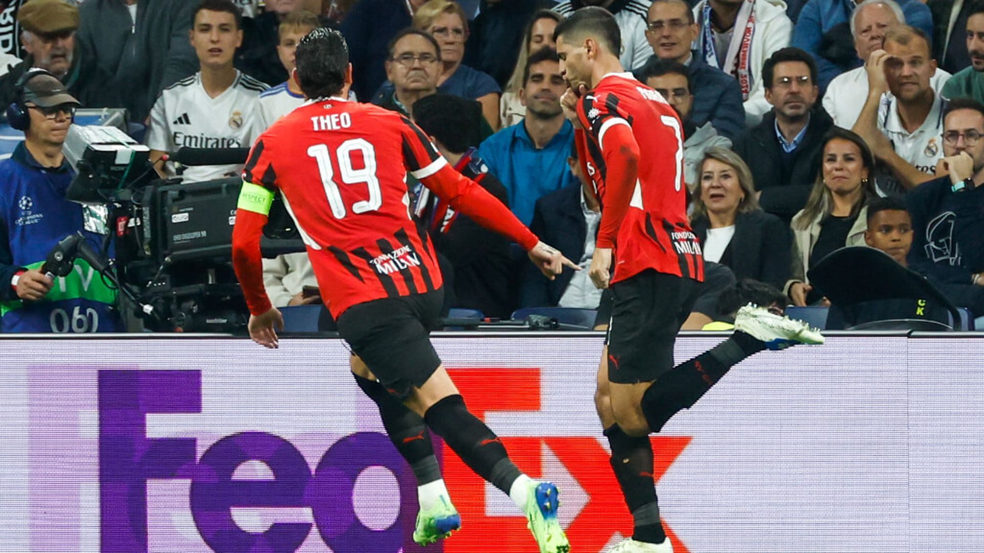 fotojet_52jpg.jpg fotojet_52jpg.jpg