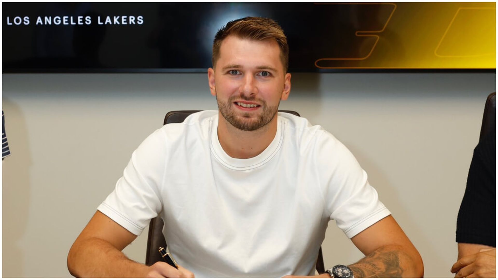 fotojet_53jpg.jpg fotojet_53jpg.jpg