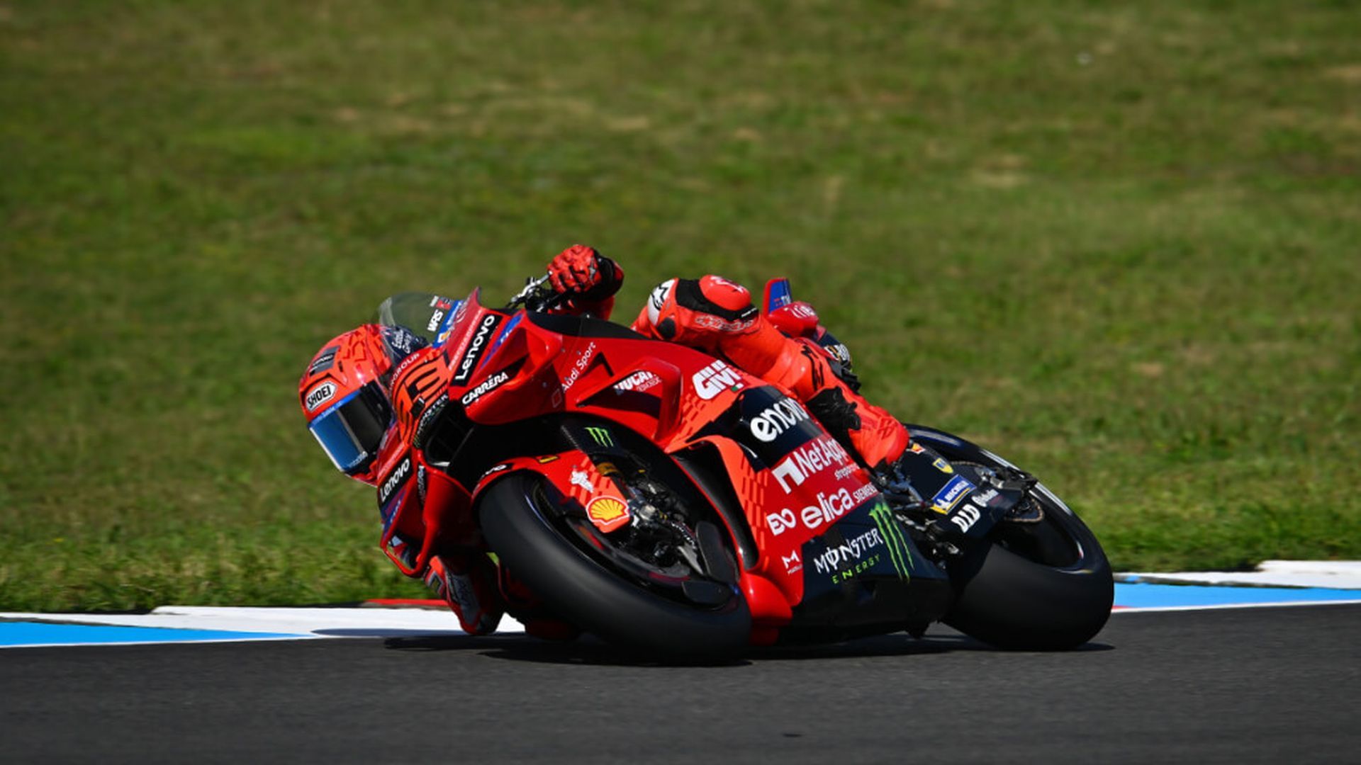 fotojet_55jpg_001.jpg fotojet_55jpg_001.jpg