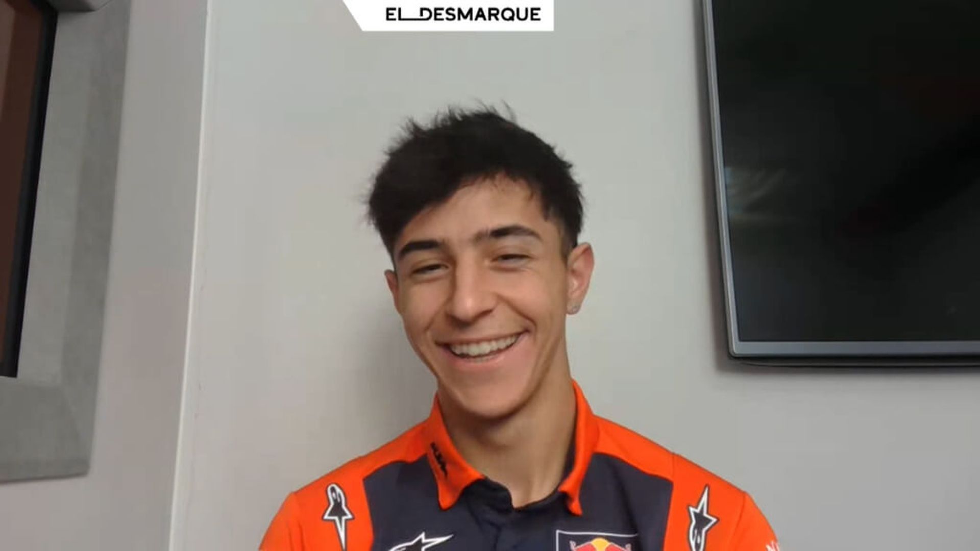 fotojet_56.jpg fotojet_56.jpg