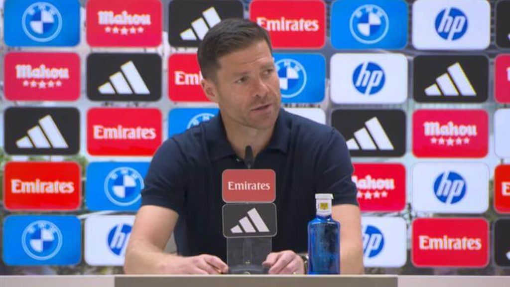 Xabi Alonso explica el nuevo cabreo de Vinicius: "Mastantuono también se ha enfadado pero el calendario es muy exigente"