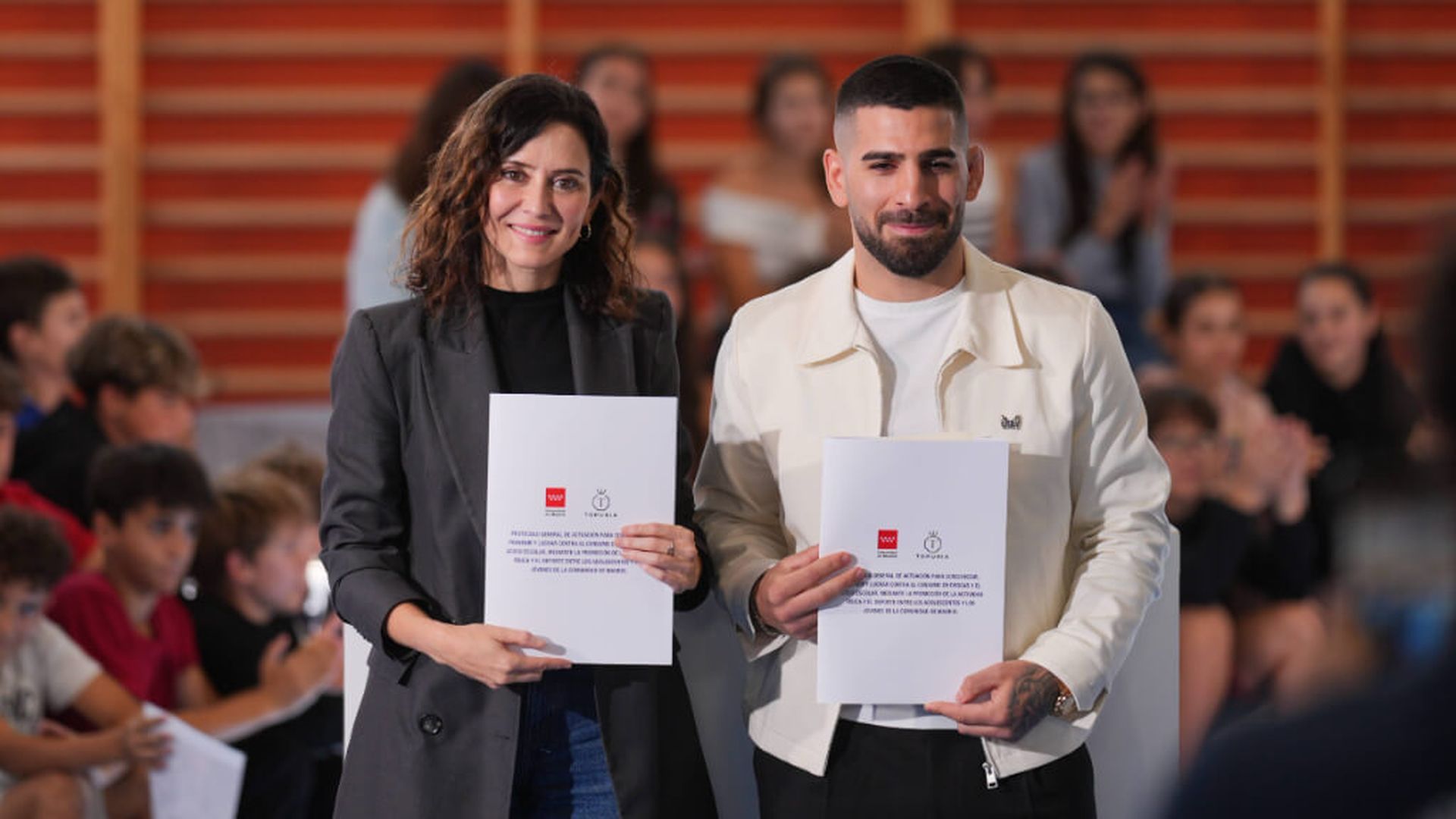 fotojet_78jpg_001.jpg fotojet_78jpg_001.jpg