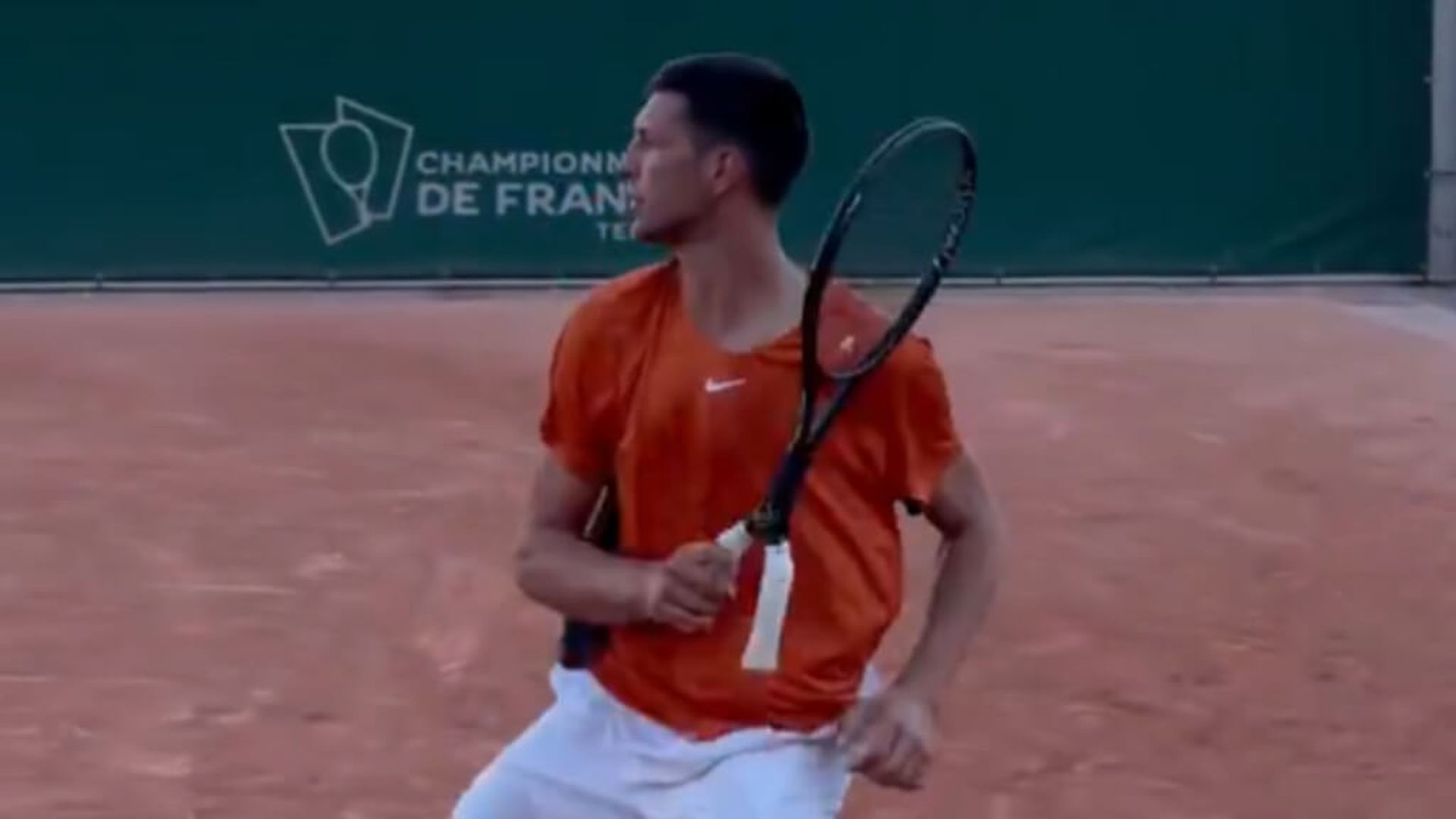 fotojet_8jpg_001.jpg fotojet_8jpg_001.jpg