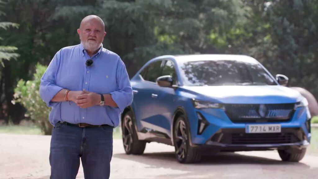 Gonzalo Serrano, con el Renault Rafale