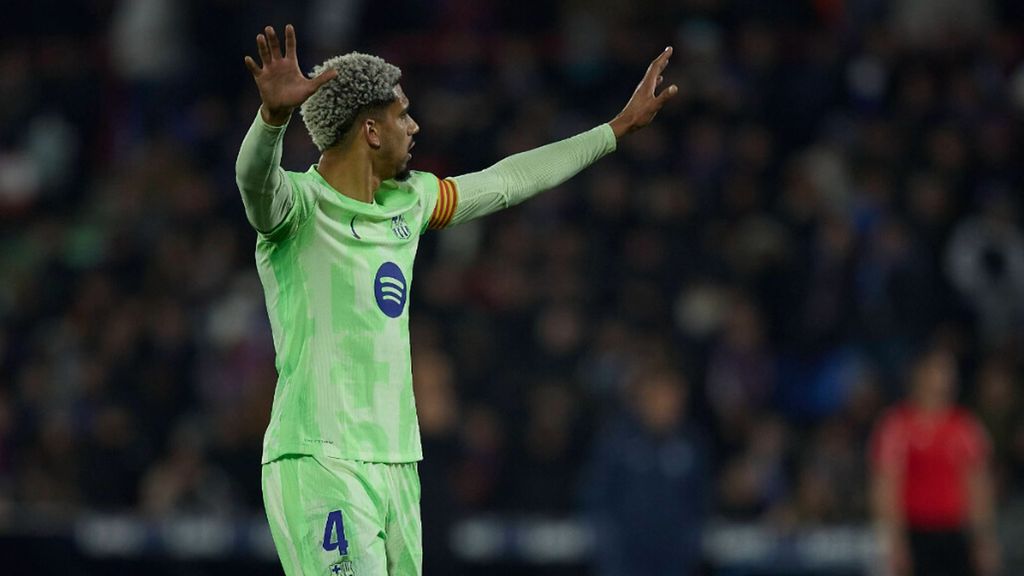 Ronald Araujo renovará en enero su contrato con el Barça hasta 2029