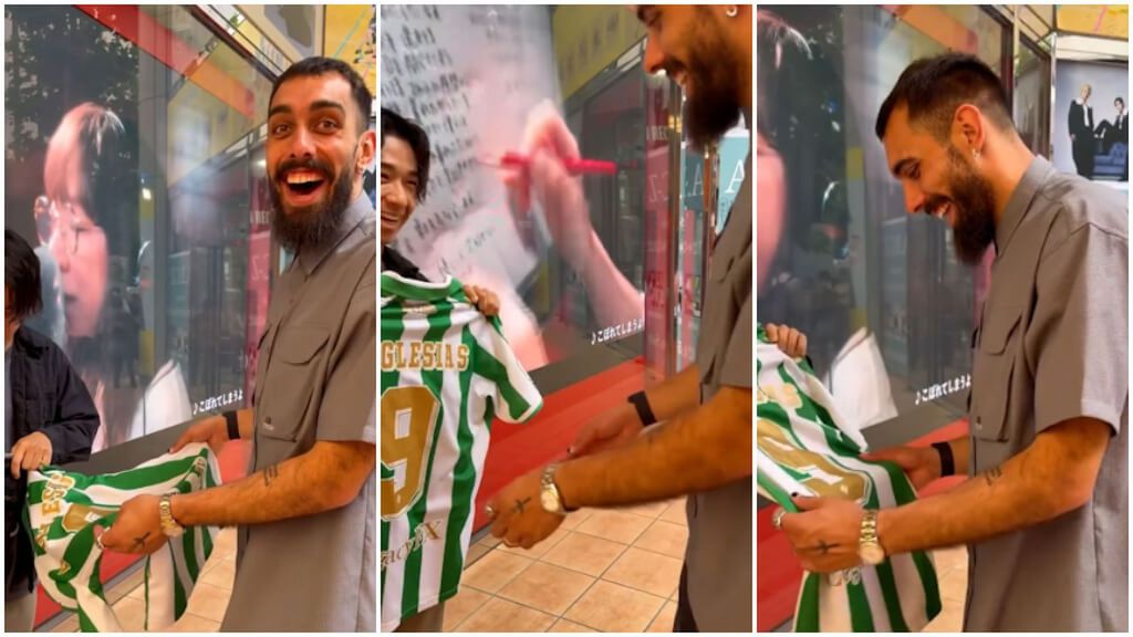 Borja Iglesias no para de firmar camisetas del Betis ni en Japón: "Tercera vez que pasa en el día"
