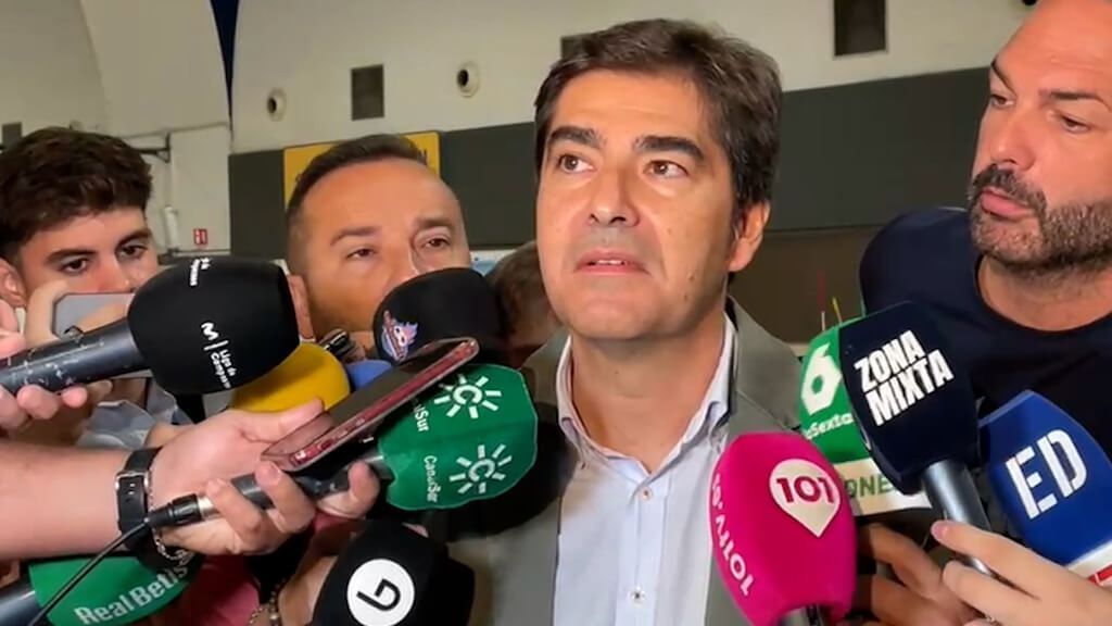 Ángel Haro hablando de la Conference, el Derbi y Lo Celso