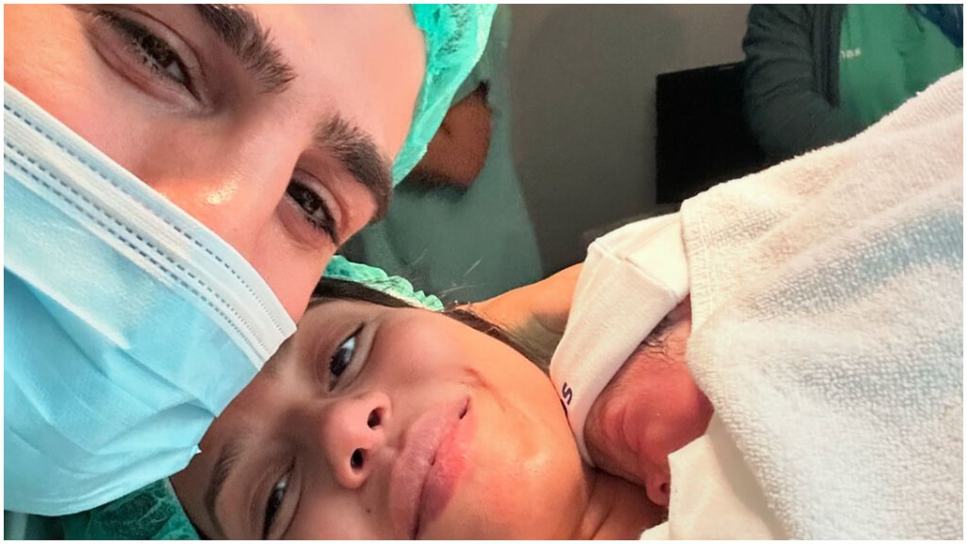 frame_iliatopuriahijajpg_001.jpg frame_iliatopuriahijajpg_001.jpg