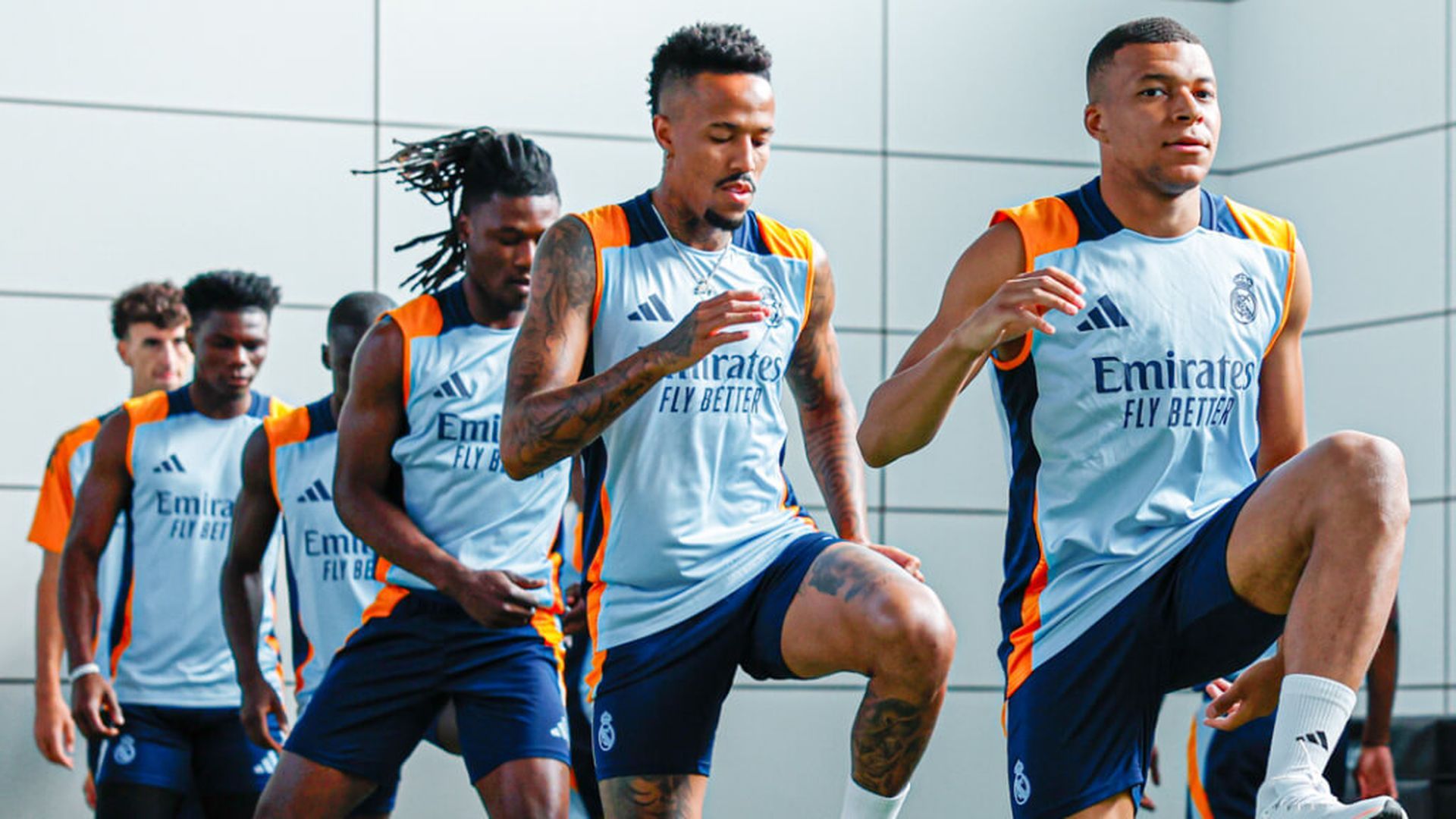 frame_mbappe_supercopajpg_001.jpg frame_mbappe_supercopajpg_001.jpg