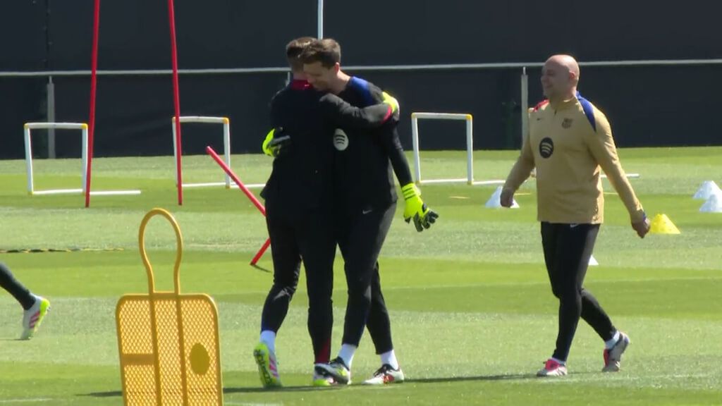 Una brecha en la portería del Barça que contrasta con la imagen de Szczesny y Ter Stegen con Iñaki Peña