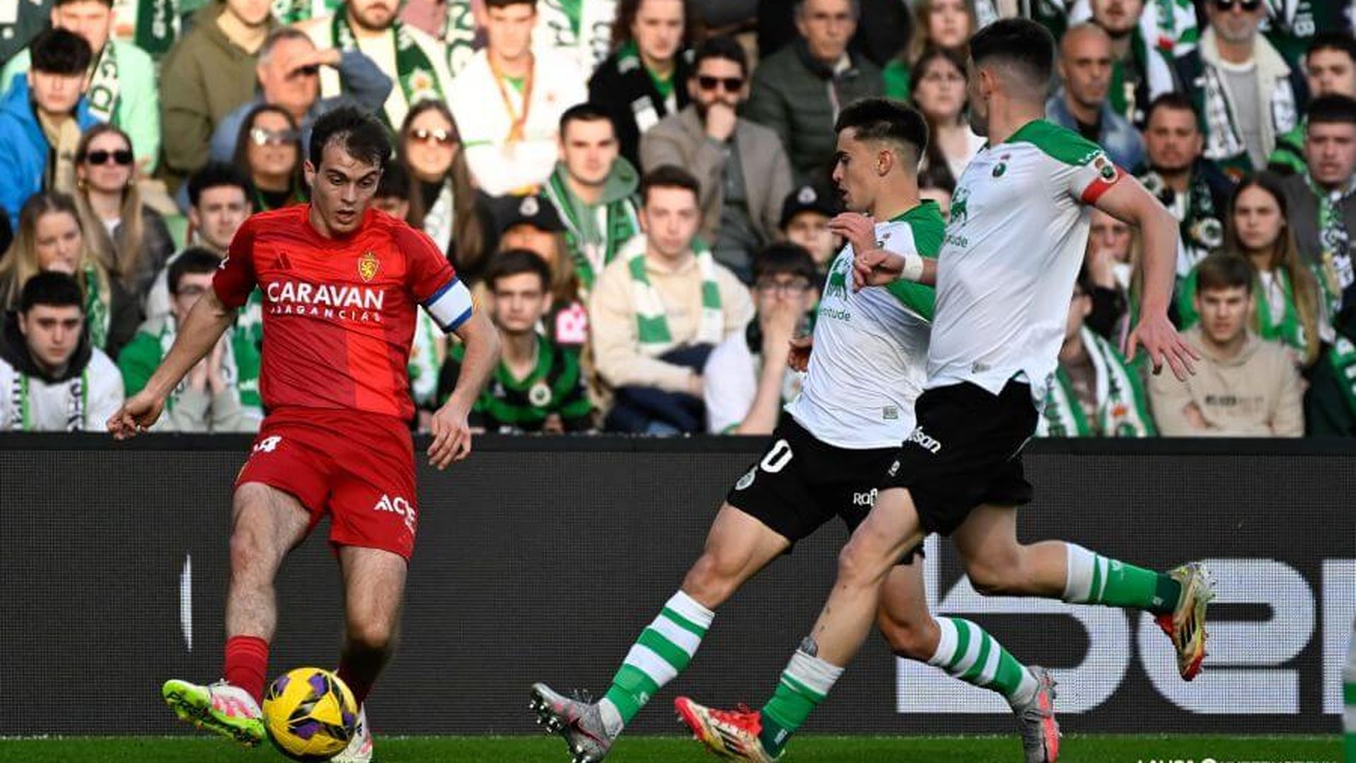 francho_serrano_durante_el_racing_real_zaragoza_foto_laliga_001.jpeg francho_serrano_durante_el_racing_real_zaragoza_foto_laliga_001.jpeg