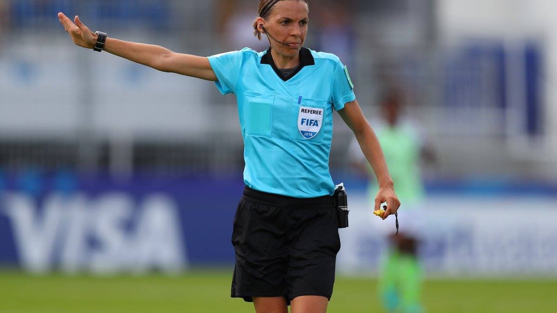 frappart_arbitra_un_partido.jpg