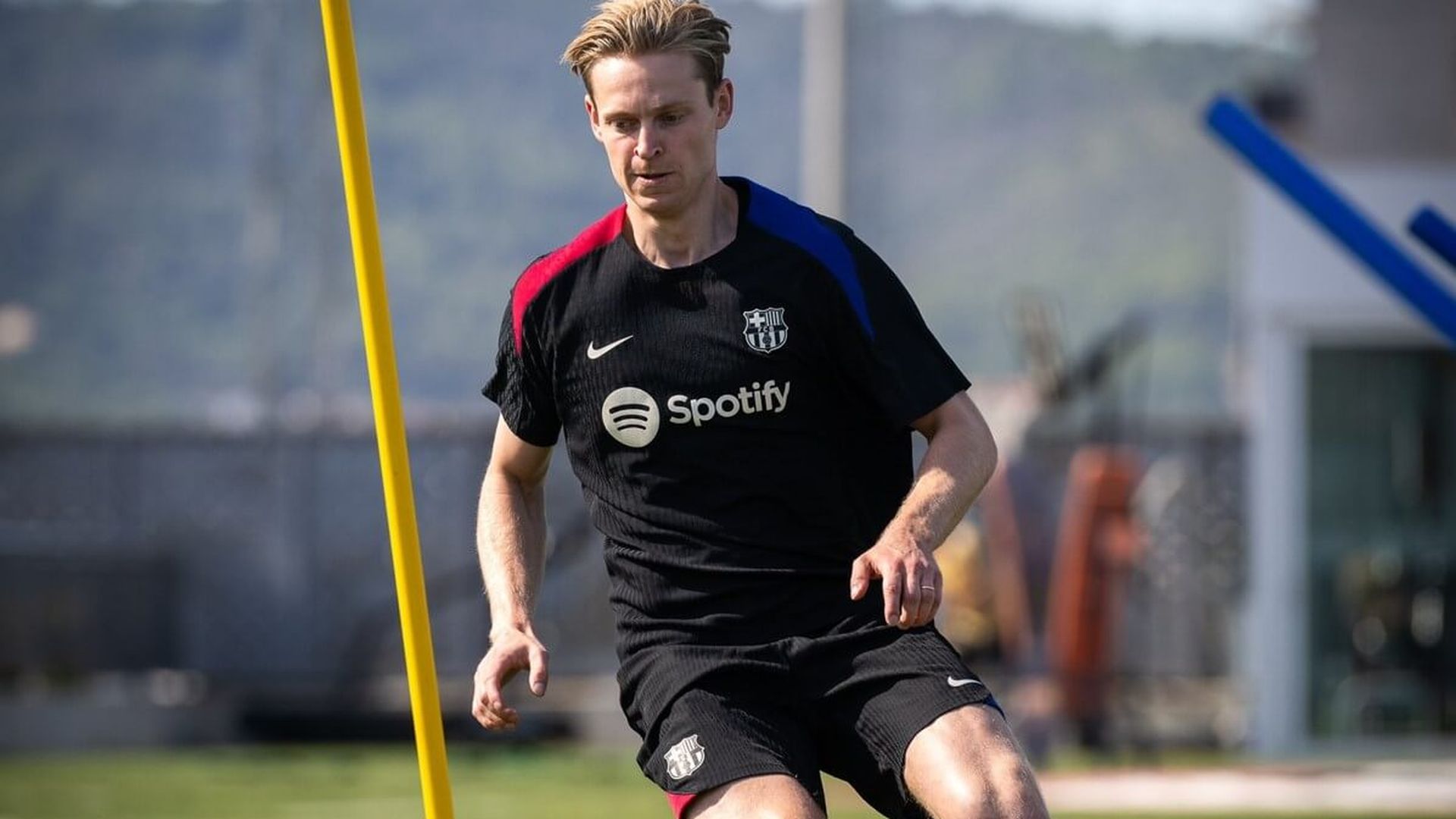 frenkie_de_jong.jpg frenkie_de_jong.jpg