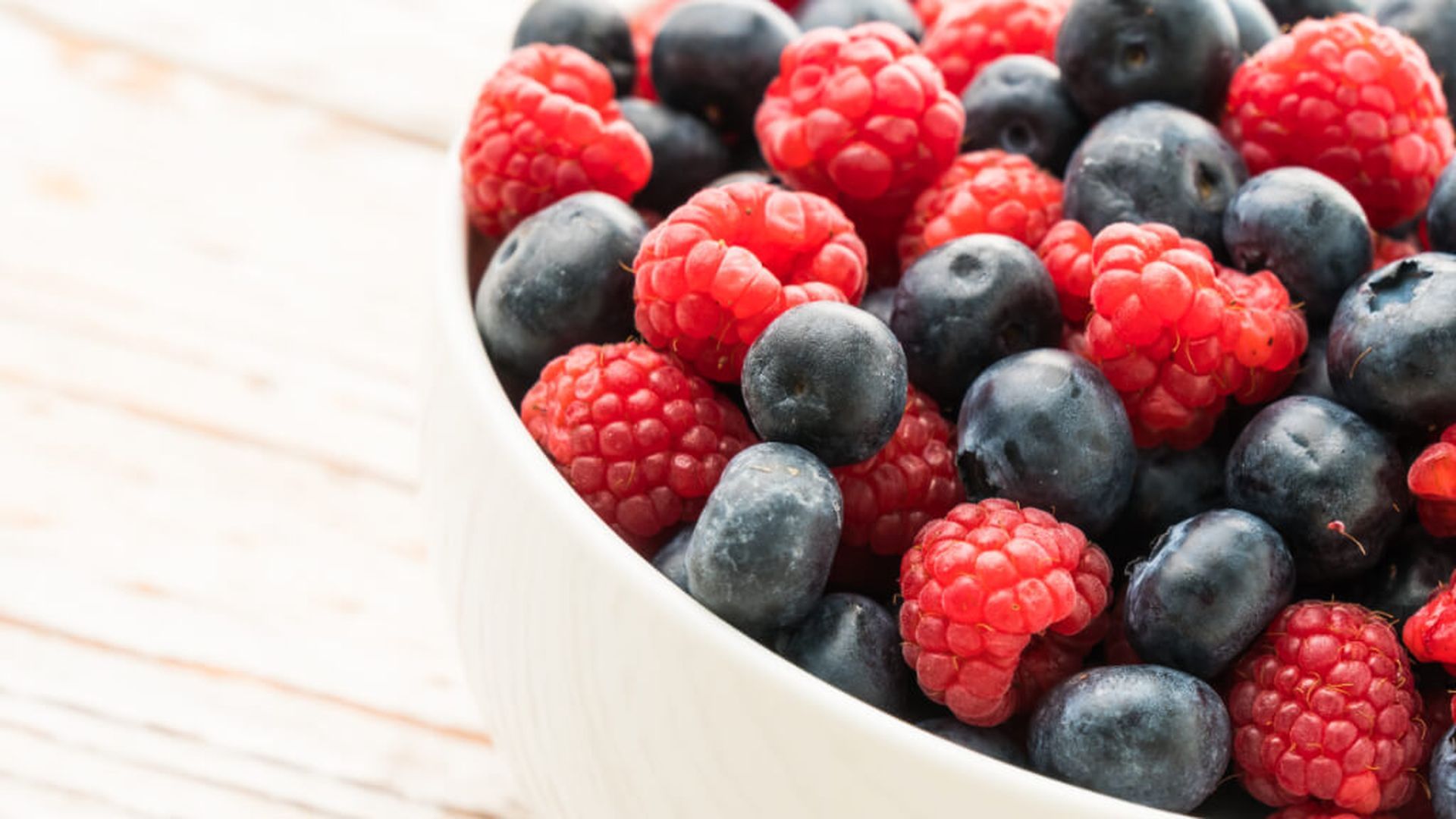 frutos_rojosjpg.jpg frutos_rojosjpg.jpg