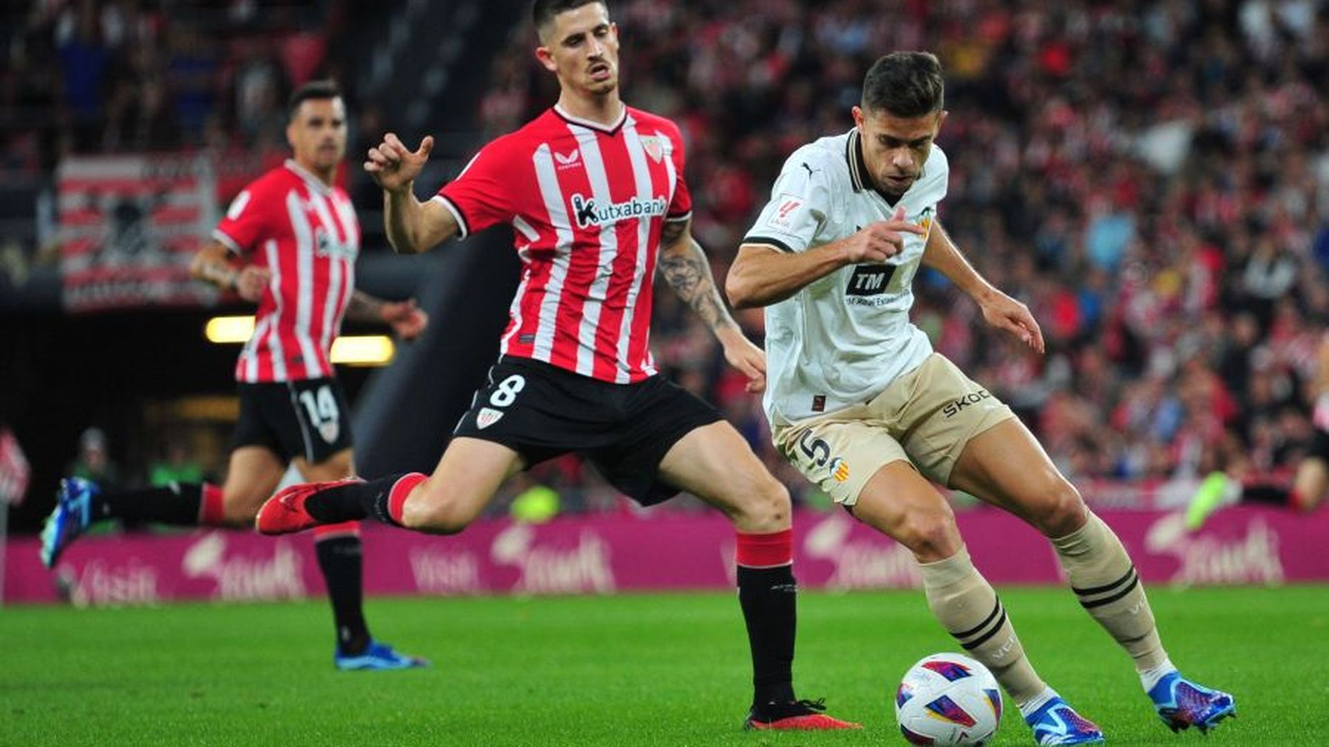 gabriel_paulista_en_el_athletic_club___valencia_cf_foto_laliga.jpeg
