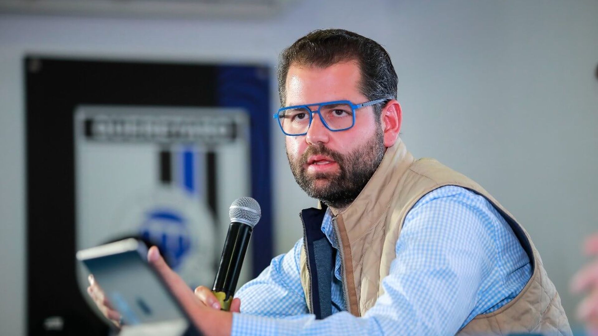 gabriel_solares_durante_su_etapa_como_propietario_de_queretaro_foto_imago7.jpg gabriel_solares_durante_su_etapa_como_propietario_de_queretaro_foto_imago7.jpg