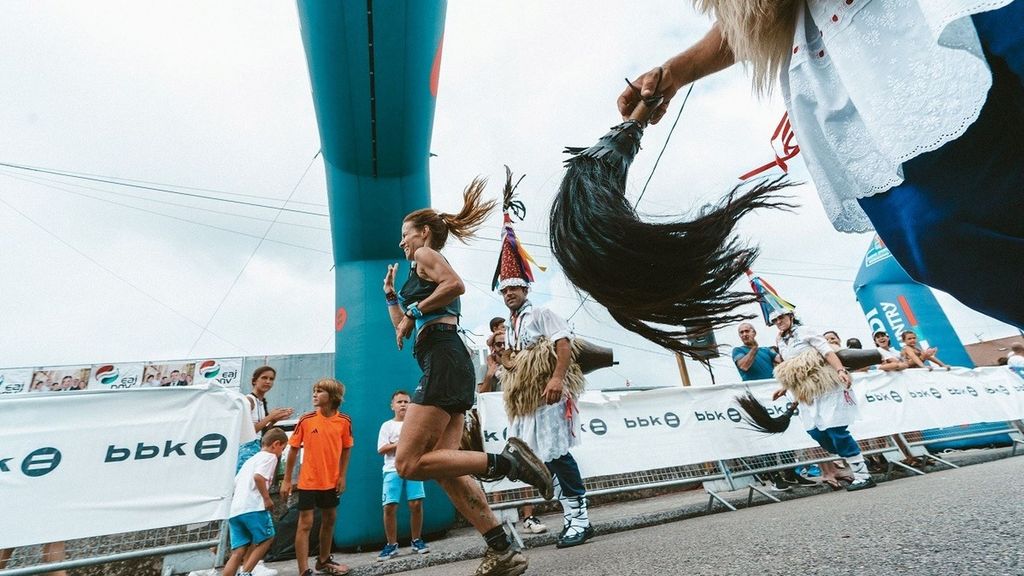 Carrera contra el Cáncer en el Cinturón de Hierro de Bilbao