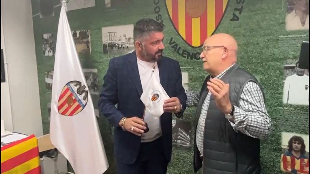 Gattuso con los Accionistas: no ficharía a otro Gattuso y se entera del fallecimiento de Pelé