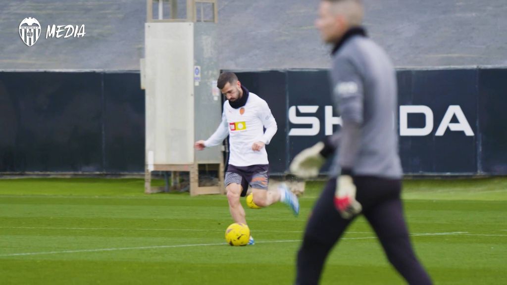 Gayà, alta para jugar contra el Villarreal