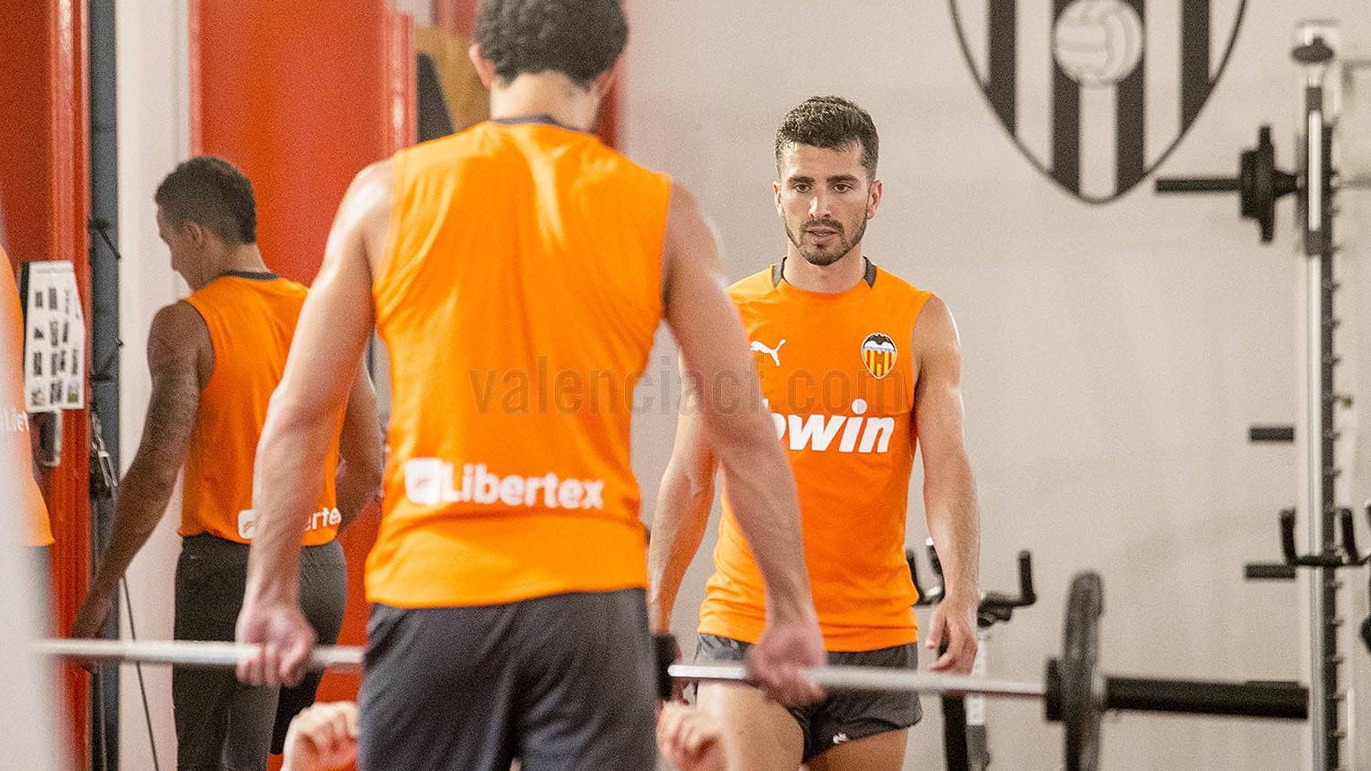 gayajpg_001.jpg gayajpg_001.jpg