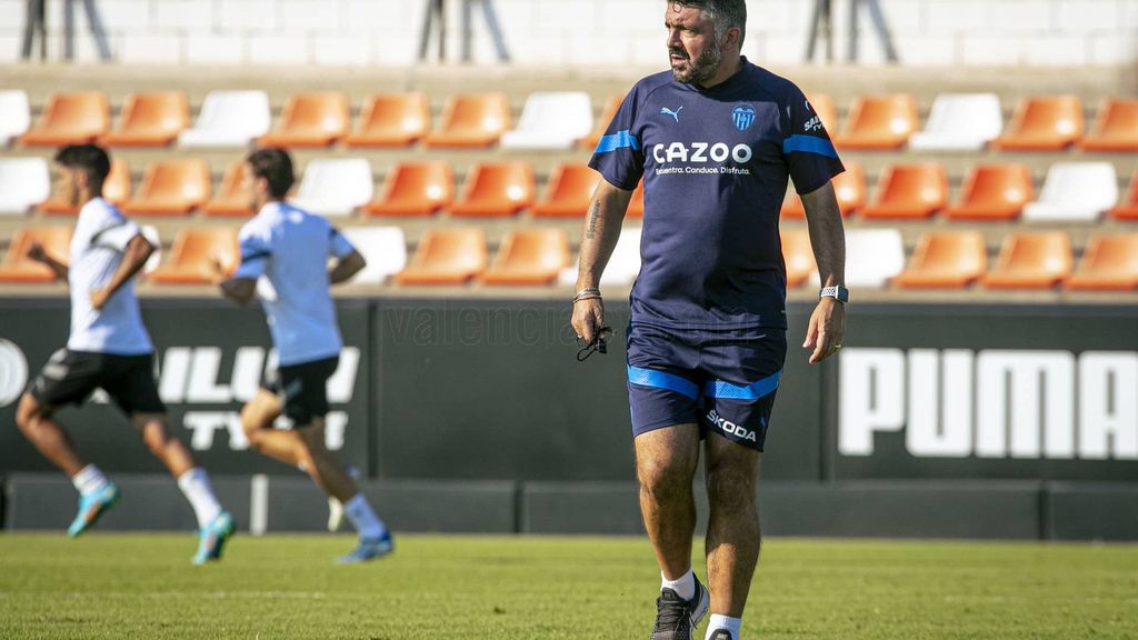 Estilo Gattuso, no calla ni un momento