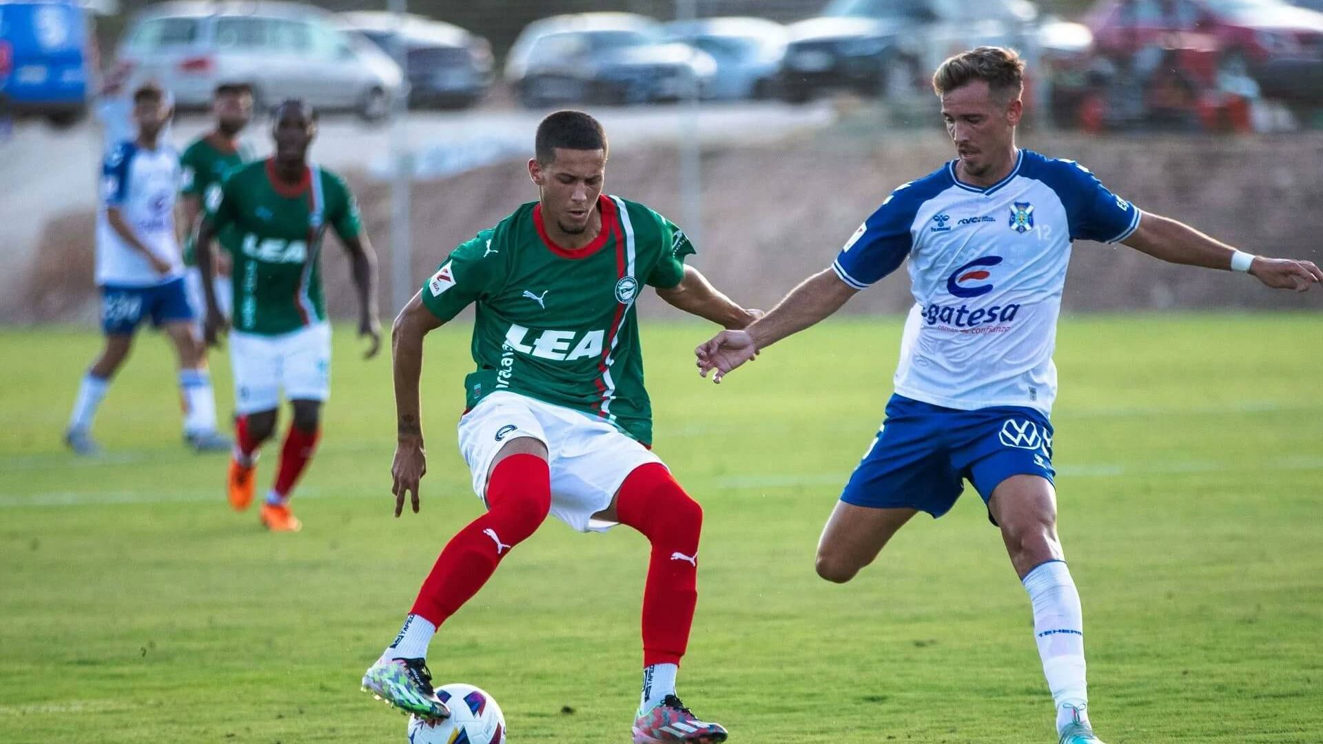 geop8fqwiaafzeb.jpg geop8fqwiaafzeb.jpg