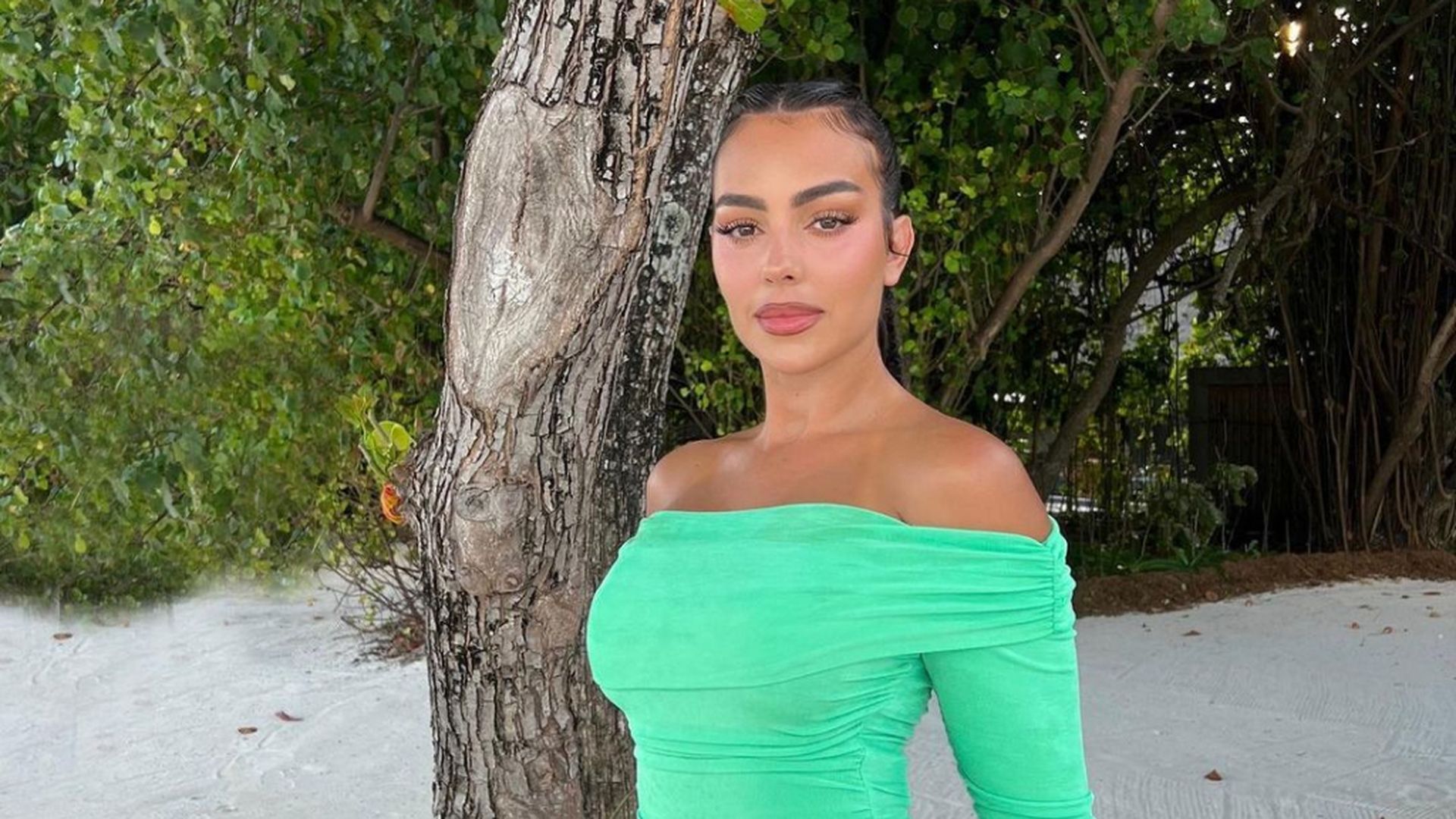 georgina_celebrando_su_cumpleanos_en_las_maldivas__georginagio_001.jpg georgina_celebrando_su_cumpleanos_en_las_maldivas__georginagio_001.jpg