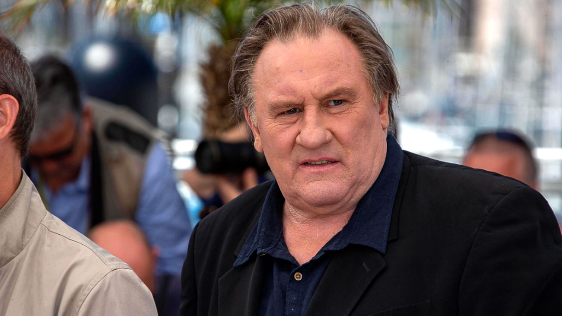 gerard_depardieu_en_un_evento_cordon_press_001.jpg