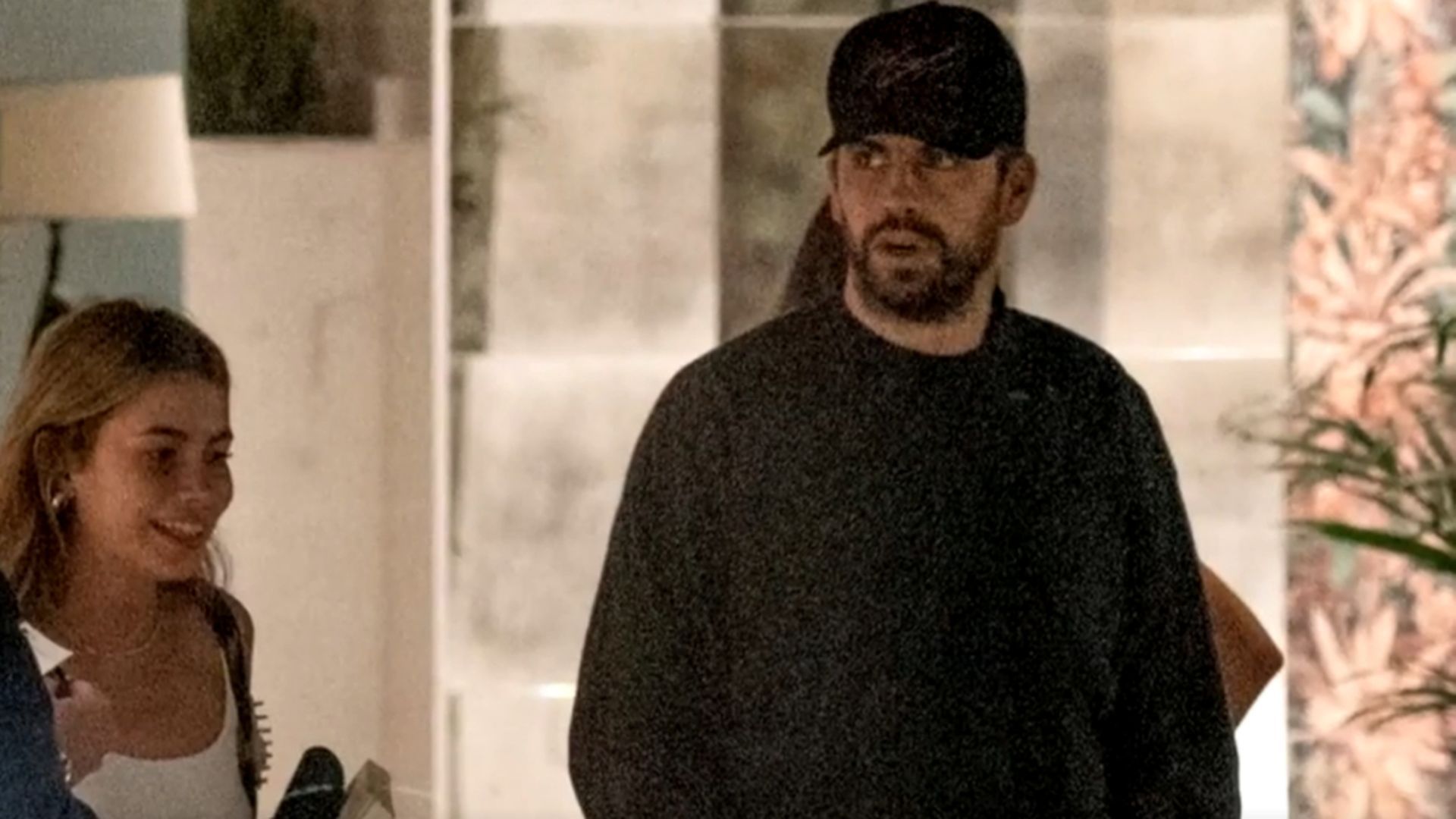 gerard_pique_y_clara_chia_en_su_escapada_por_malaga_tardear.jpg gerard_pique_y_clara_chia_en_su_escapada_por_malaga_tardear.jpg