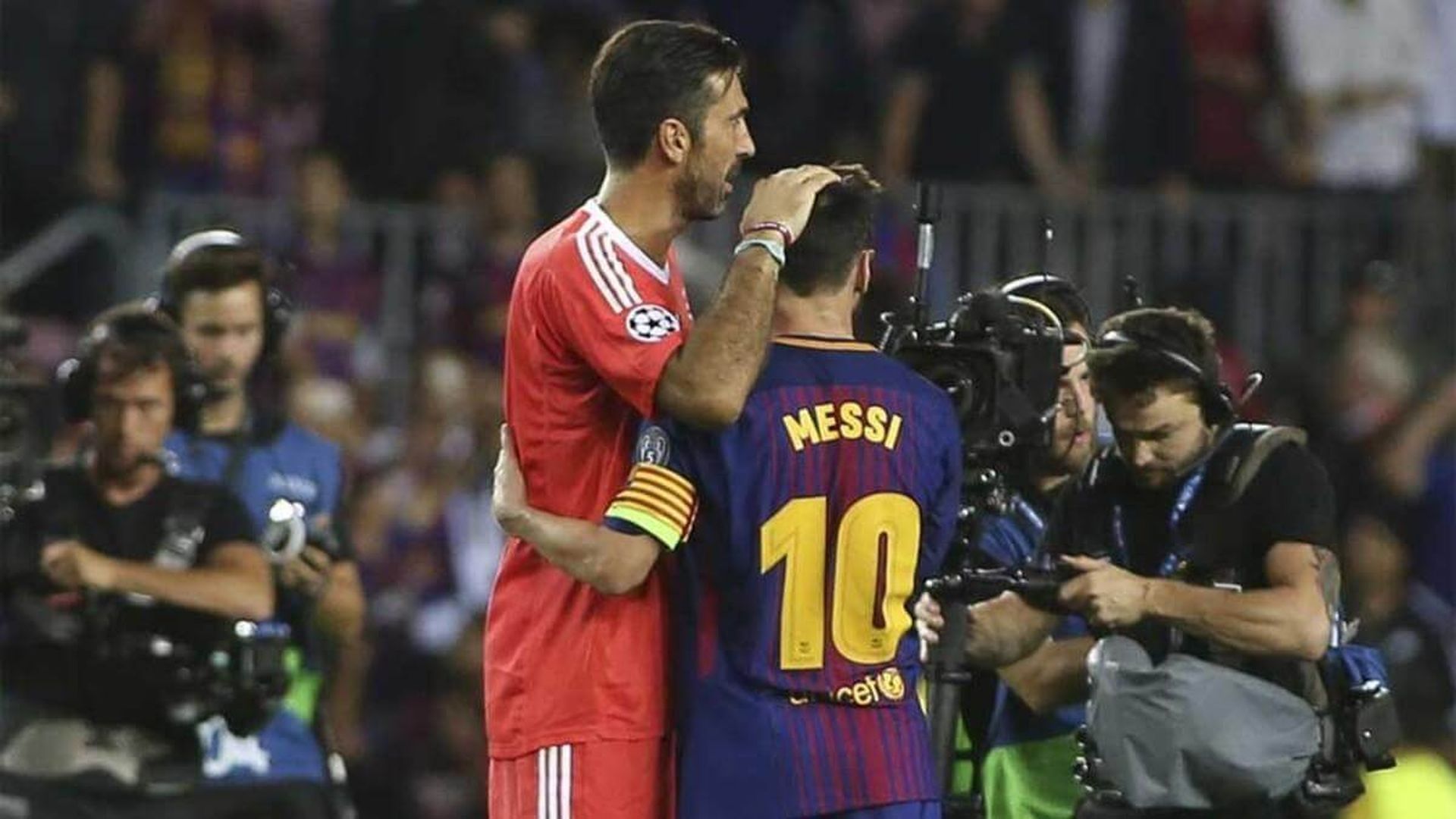 gianluigi_buffon_y_leo_messi.jpg