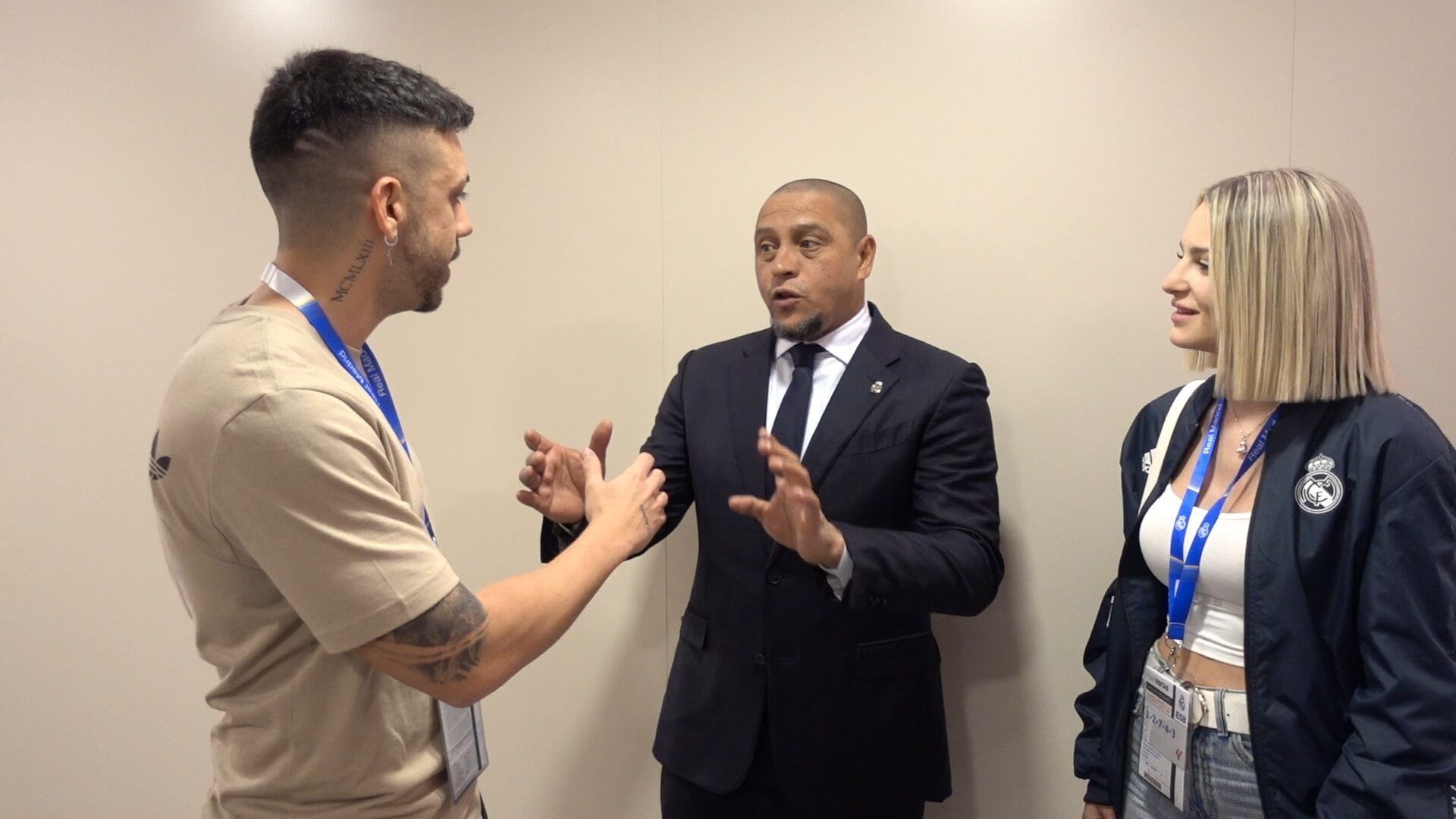 glx6rwgwoaa6oeyjpeg_001.jpeg glx6rwgwoaa6oeyjpeg_001.jpeg