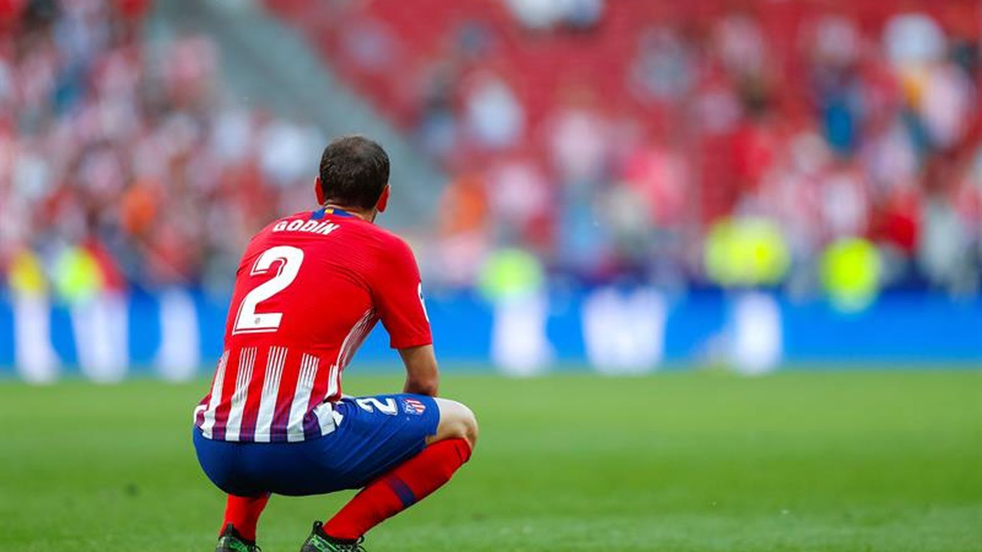 godin_durante_el_partido_ante_el_sevilla_foto_efe_001.jpg