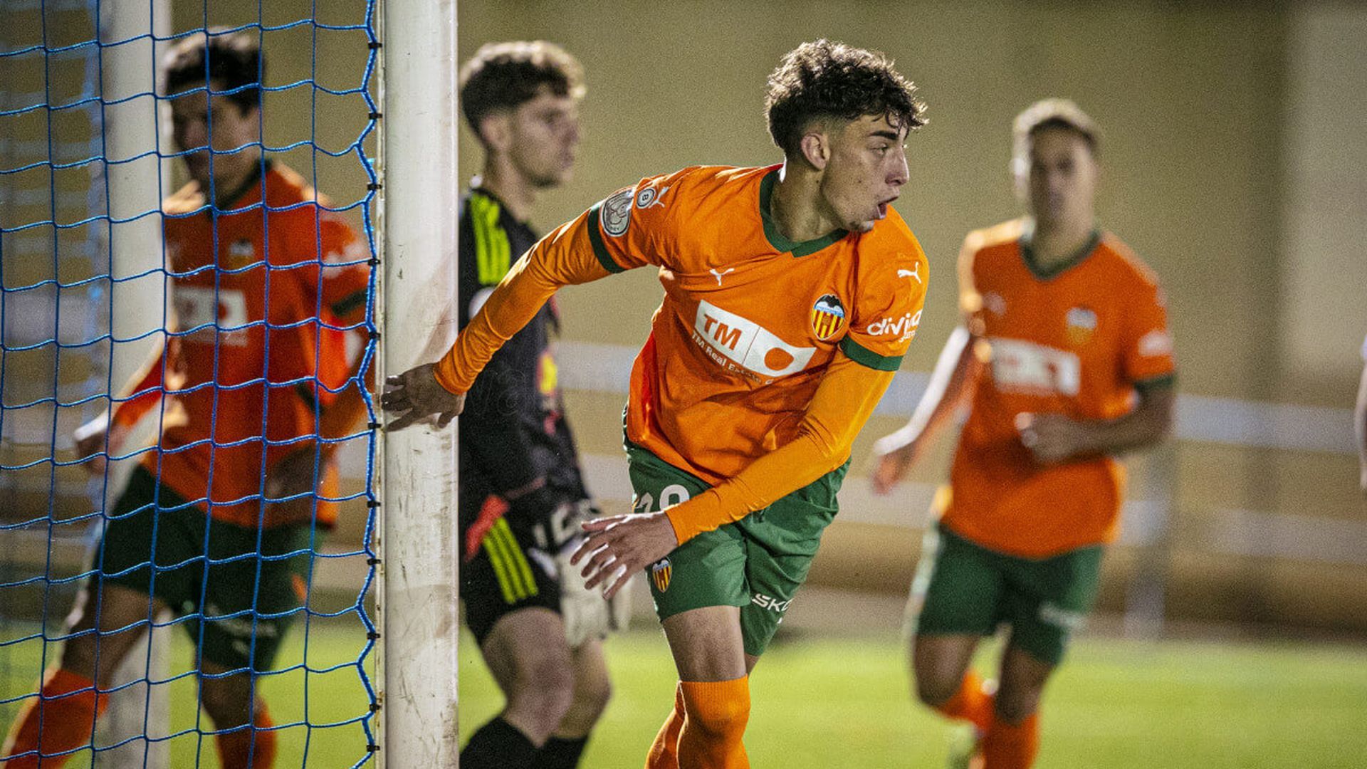 gol_de_iker_cordoba_ante_la_sd_ejea_foto_valencia_cf.jpg gol_de_iker_cordoba_ante_la_sd_ejea_foto_valencia_cf.jpg