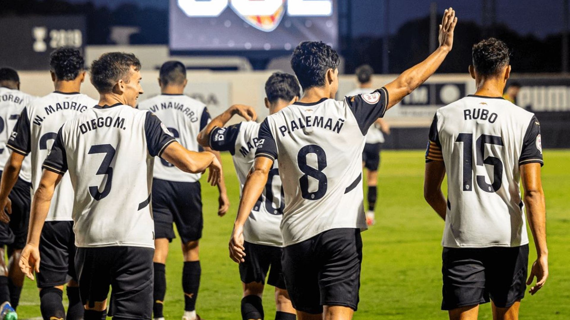 gol_de_pedro_aleman_al_cf_badalona_futur_foto_valencia_cf.png gol_de_pedro_aleman_al_cf_badalona_futur_foto_valencia_cf.png