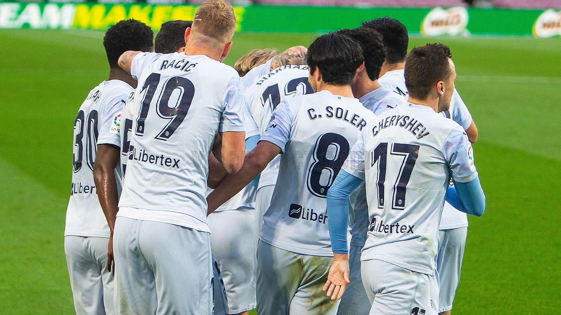 gol_del_valencia_en_el_camp_nou_foto_valencia_cf_002.jpeg gol_del_valencia_en_el_camp_nou_foto_valencia_cf_002.jpeg