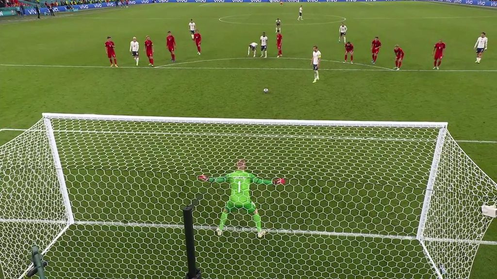 (MEDIASET) Inglaterra 2-1 Dinamarca: Gol de Kane