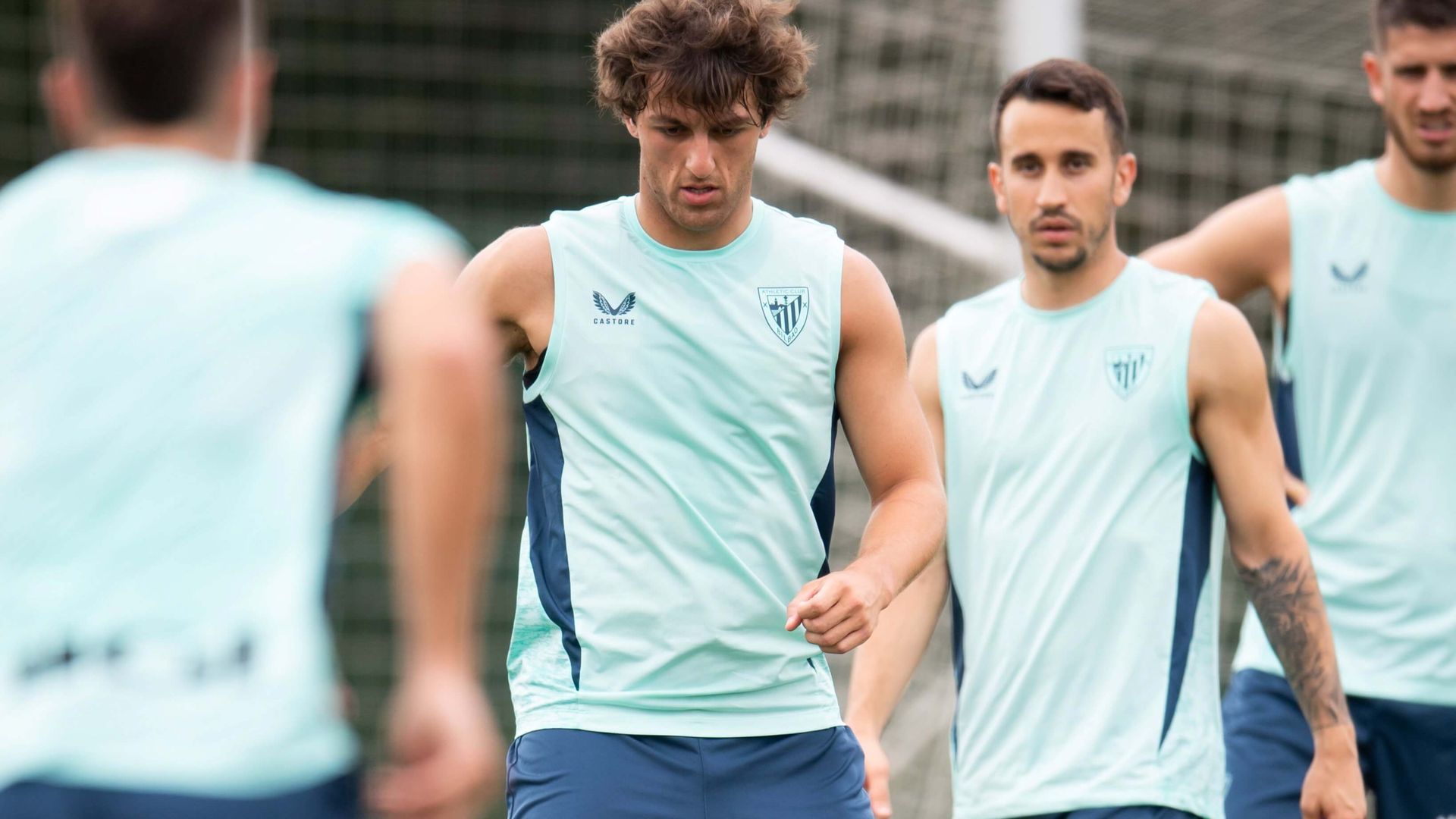 gomezjpg_002.jpg gomezjpg_002.jpg