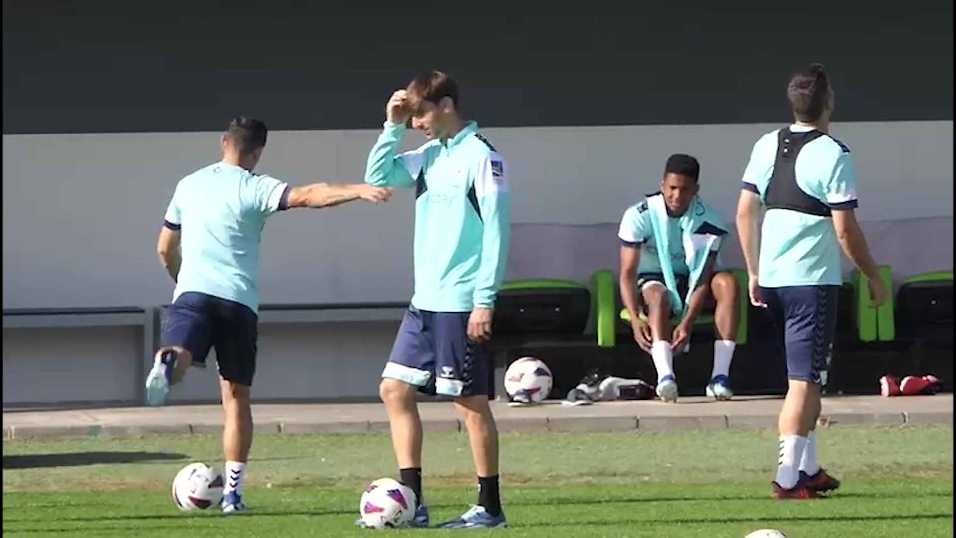 guardado_lanza_un_balonazo_a_abner_001.jpg guardado_lanza_un_balonazo_a_abner_001.jpg