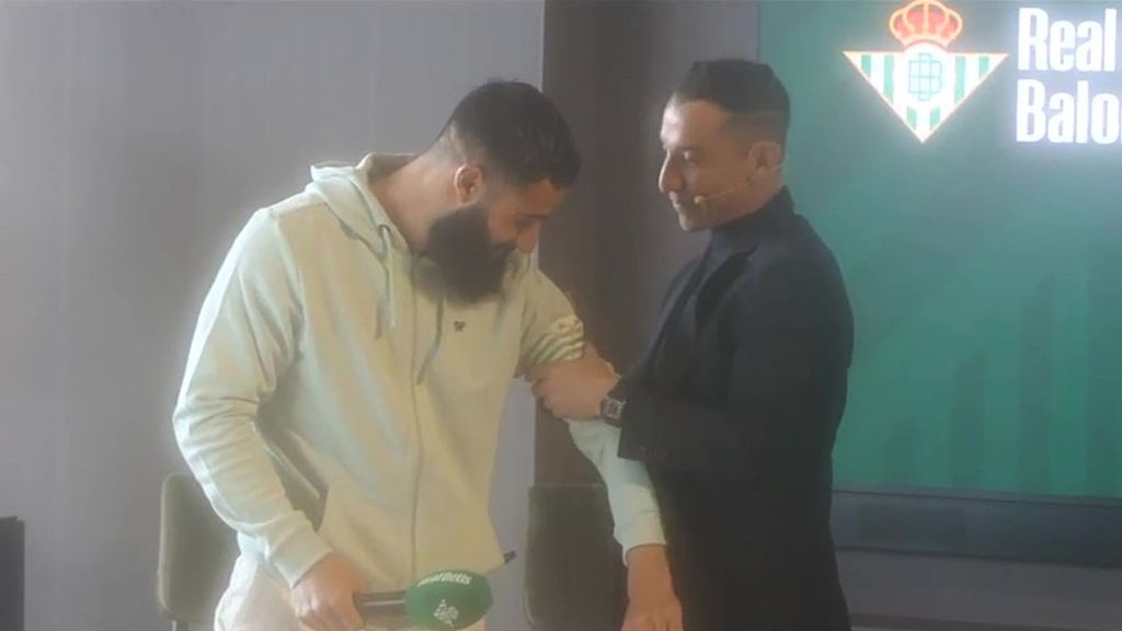 Guardado y el traspaso del brazalete de capitán a Fekir