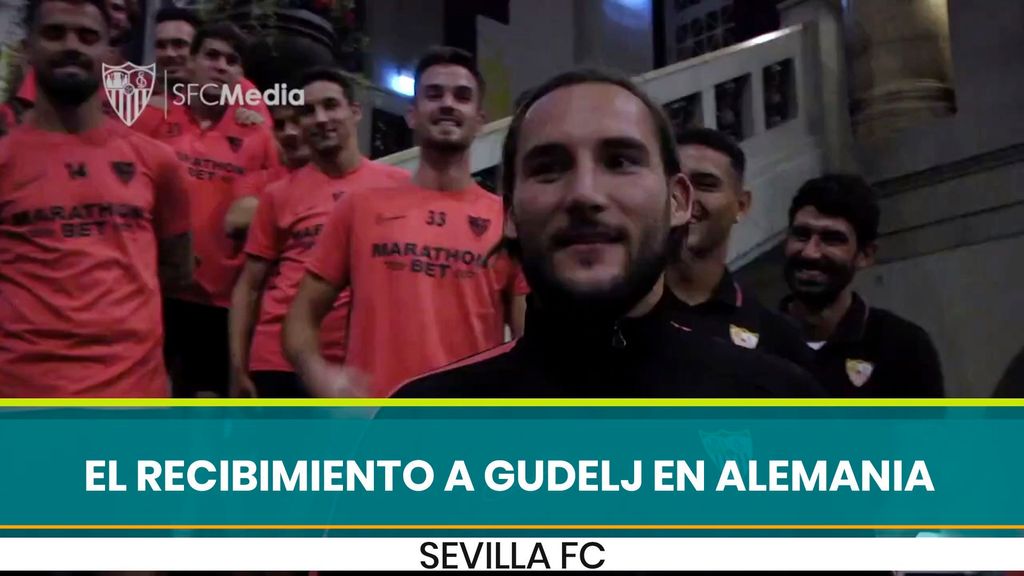 El recibimiento del Sevilla FC a Gudelj en Alemania