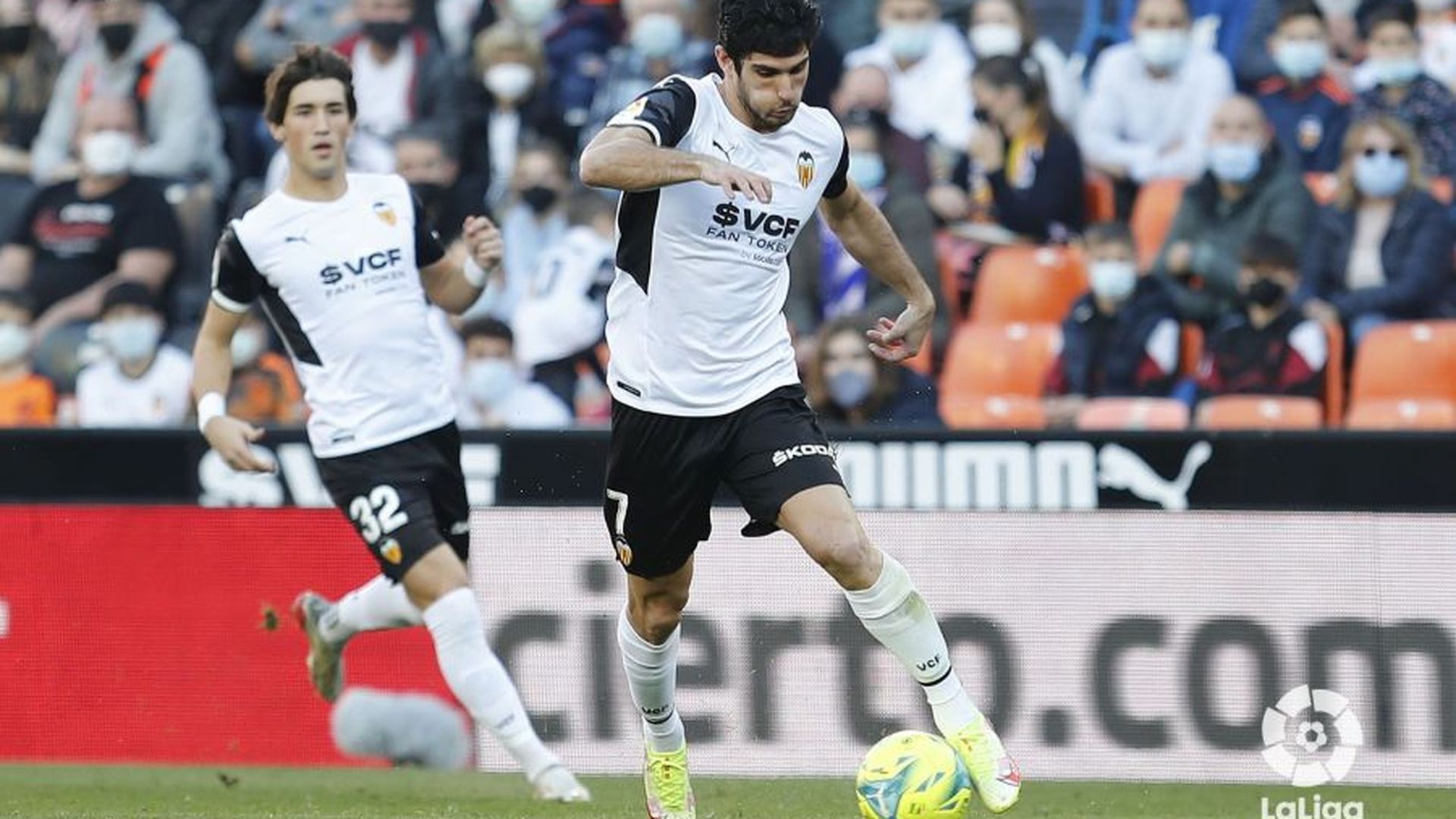 guedes_durante_el_valencia_espanyol_foto_laliga_001.jpeg