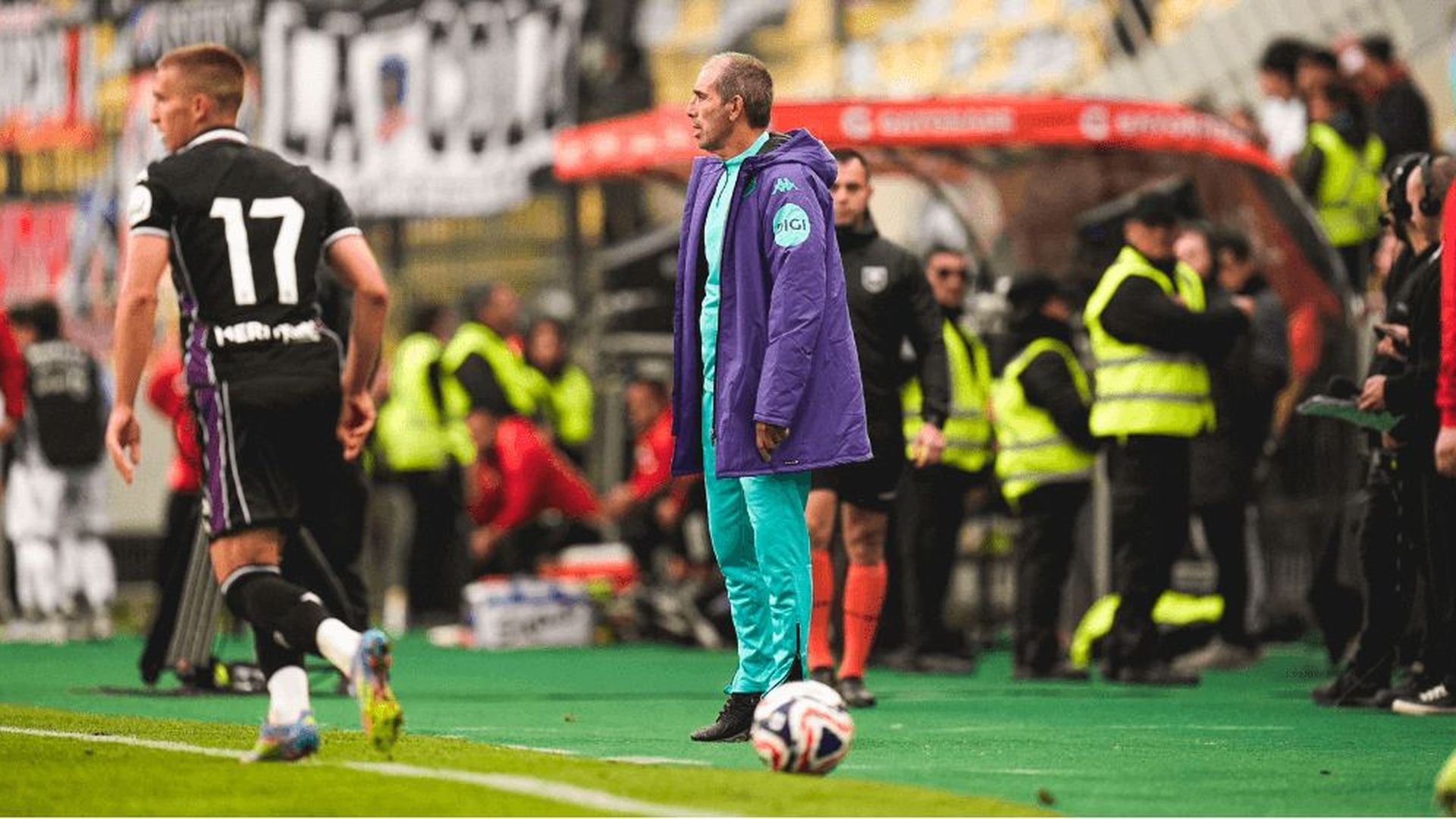 guillermo_almada_durante_el_duelo_ante_el_csd_colo_colopng_001.png guillermo_almada_durante_el_duelo_ante_el_csd_colo_colopng_001.png