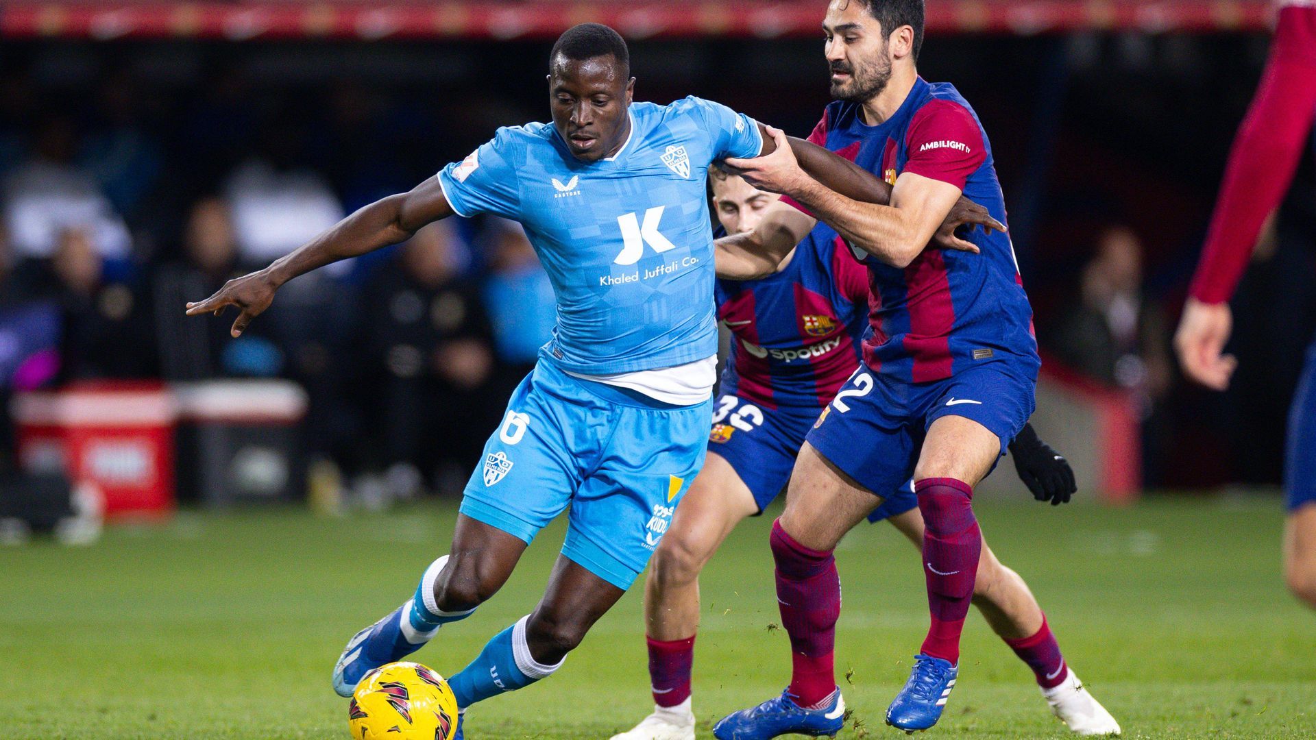 gundogan_en_una_jugada_del_barcelona_almeria.jpeg gundogan_en_una_jugada_del_barcelona_almeria.jpeg