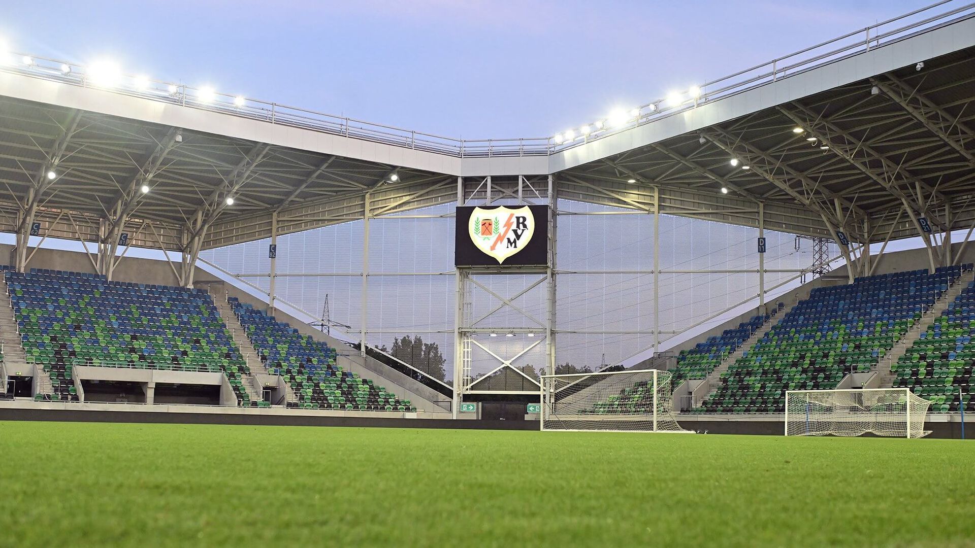 gy0bch3xwaajdkijpg_001.jpg gy0bch3xwaajdkijpg_001.jpg