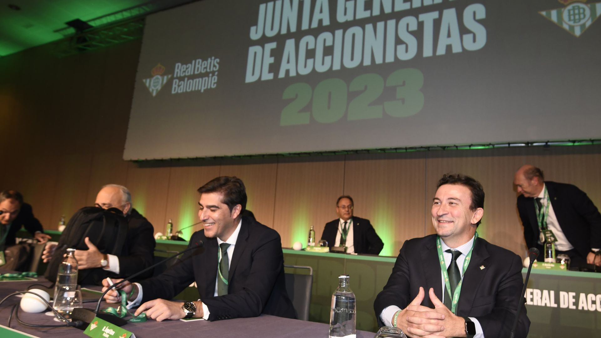 haro_y_catalan_en_la_junta_foto_kiko_hurtado_003.jpeg haro_y_catalan_en_la_junta_foto_kiko_hurtado_003.jpeg