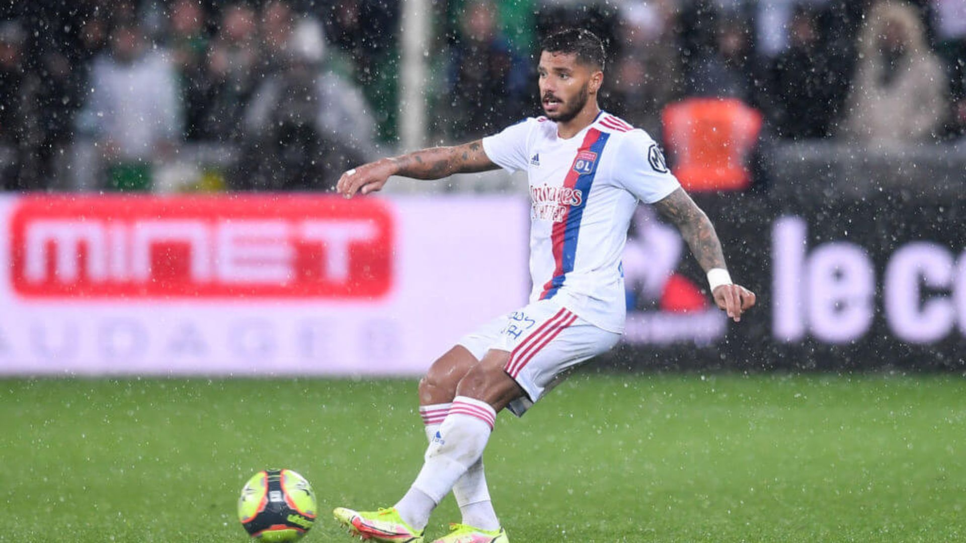 henrique_silva_con_el_olympique_de_lyon_001.jpg henrique_silva_con_el_olympique_de_lyon_001.jpg