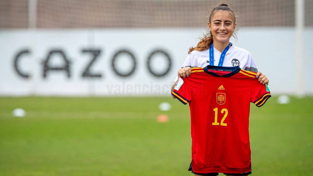 Homenaje a Ainhoa Alguacil campeona del Mundo Sub 17