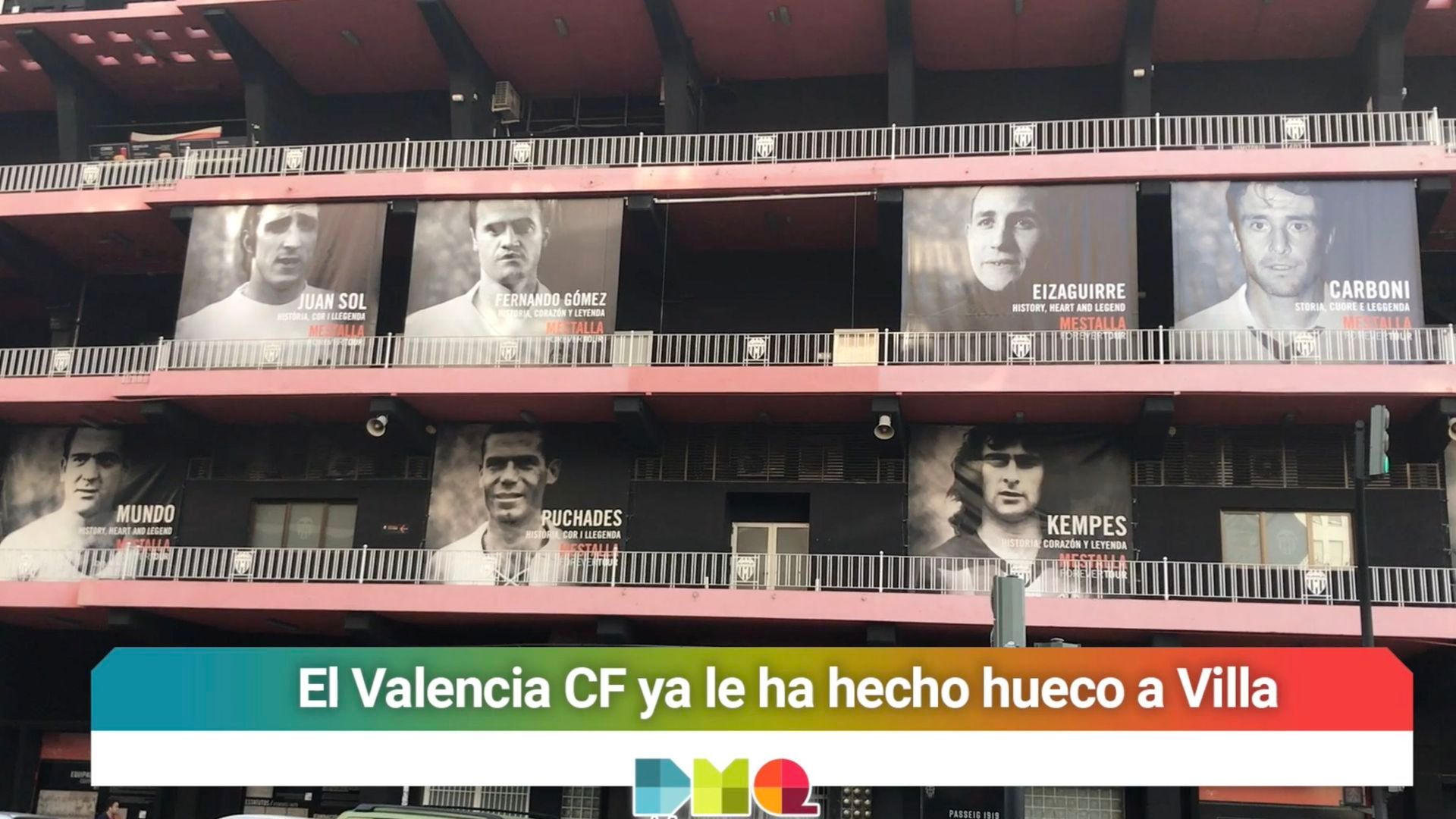 hueco_a_la_pancarta_de_villa_en_la_fachada.png