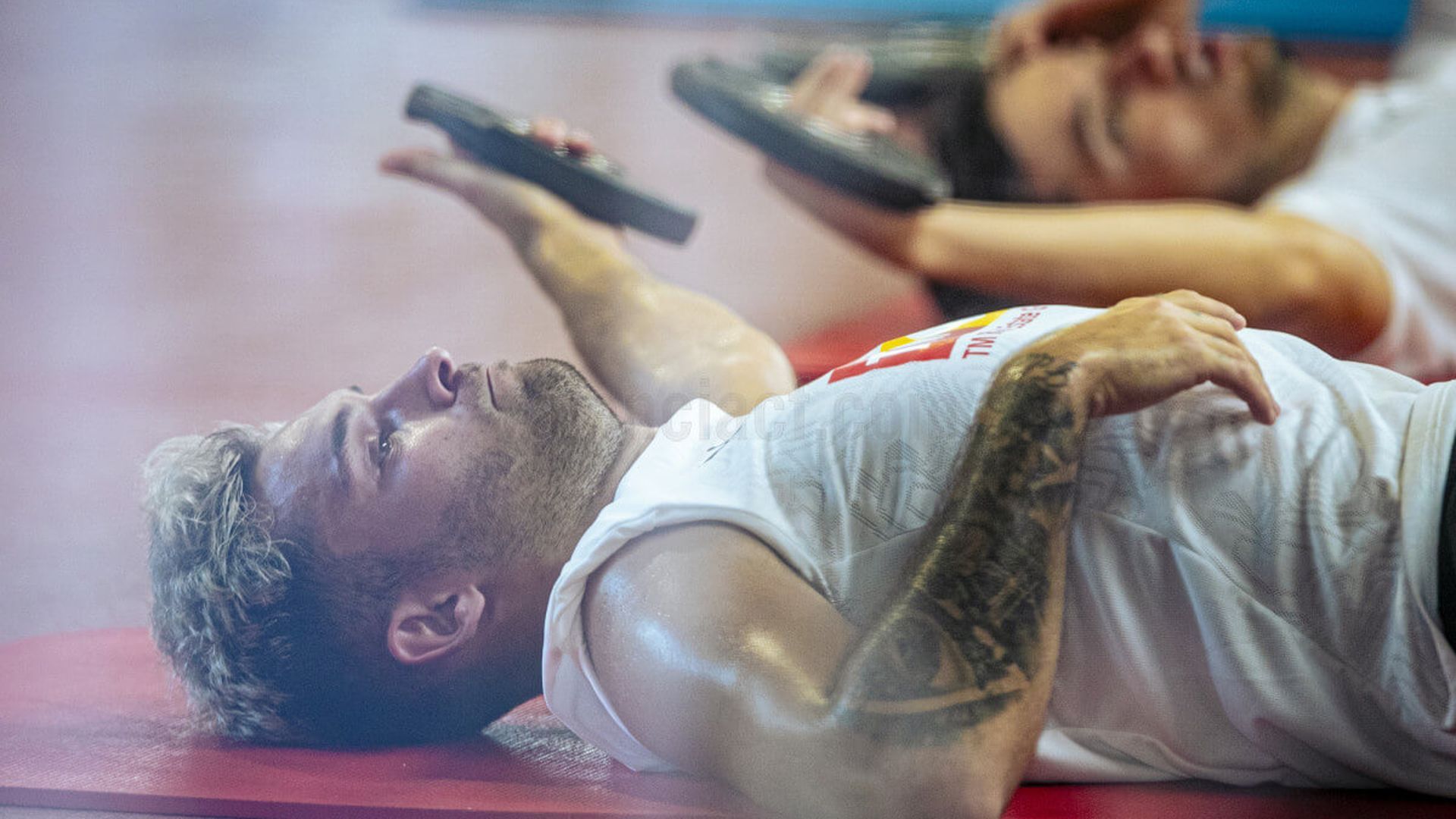 hugo_duro_en_pretemporada_foto_valencia_cf.jpg hugo_duro_en_pretemporada_foto_valencia_cf.jpg